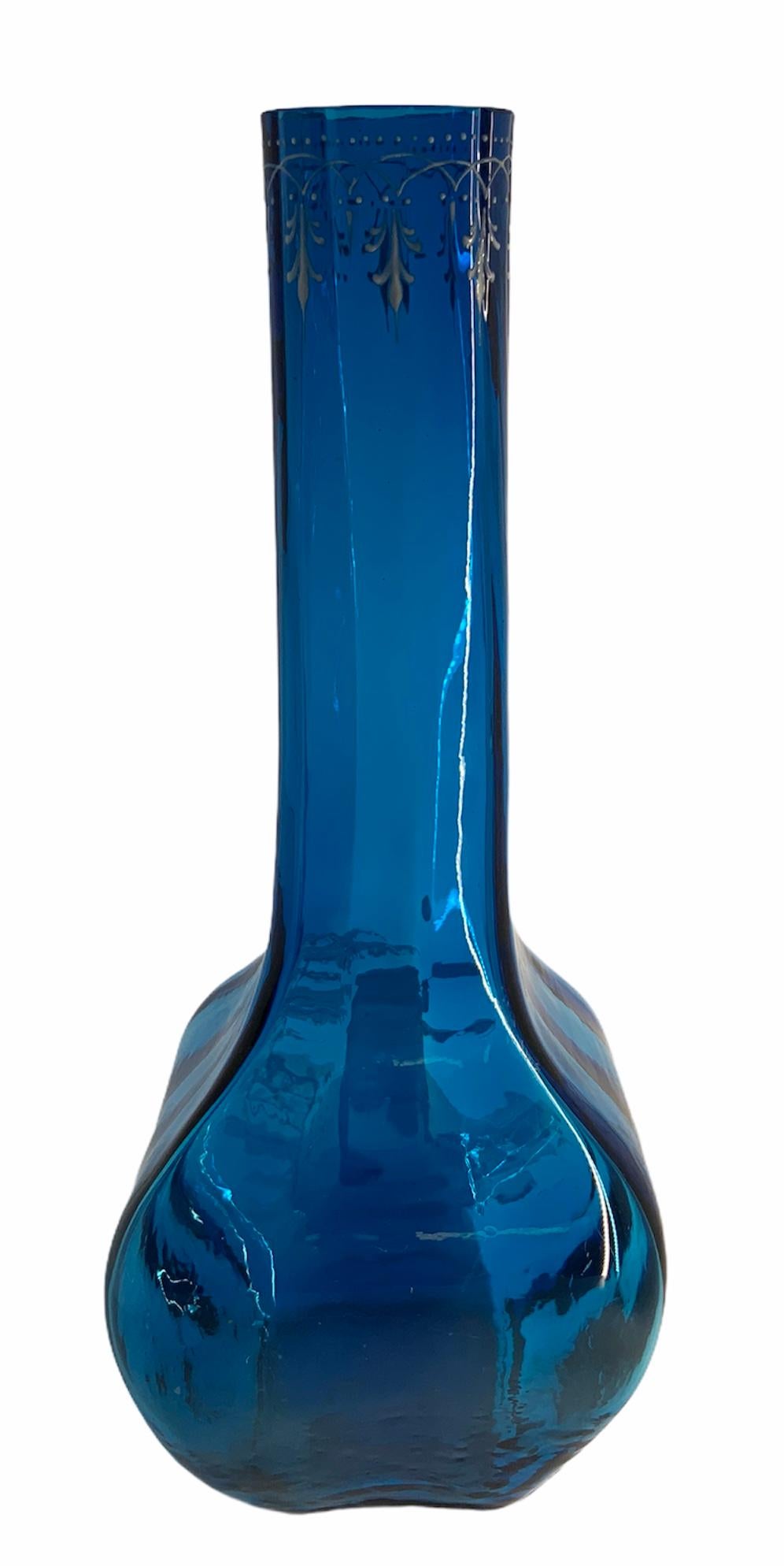 royal blue vases