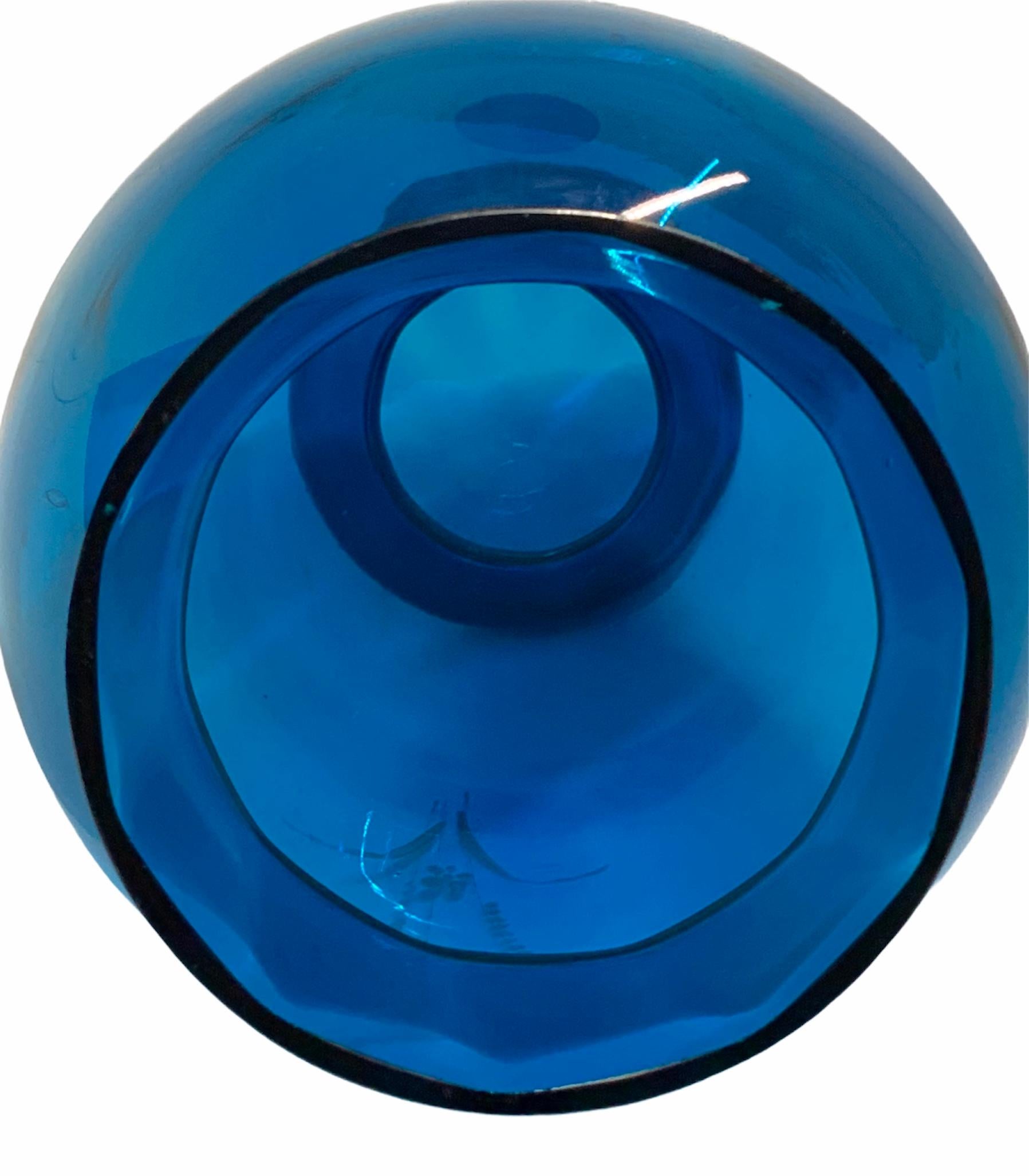 blue vase glass