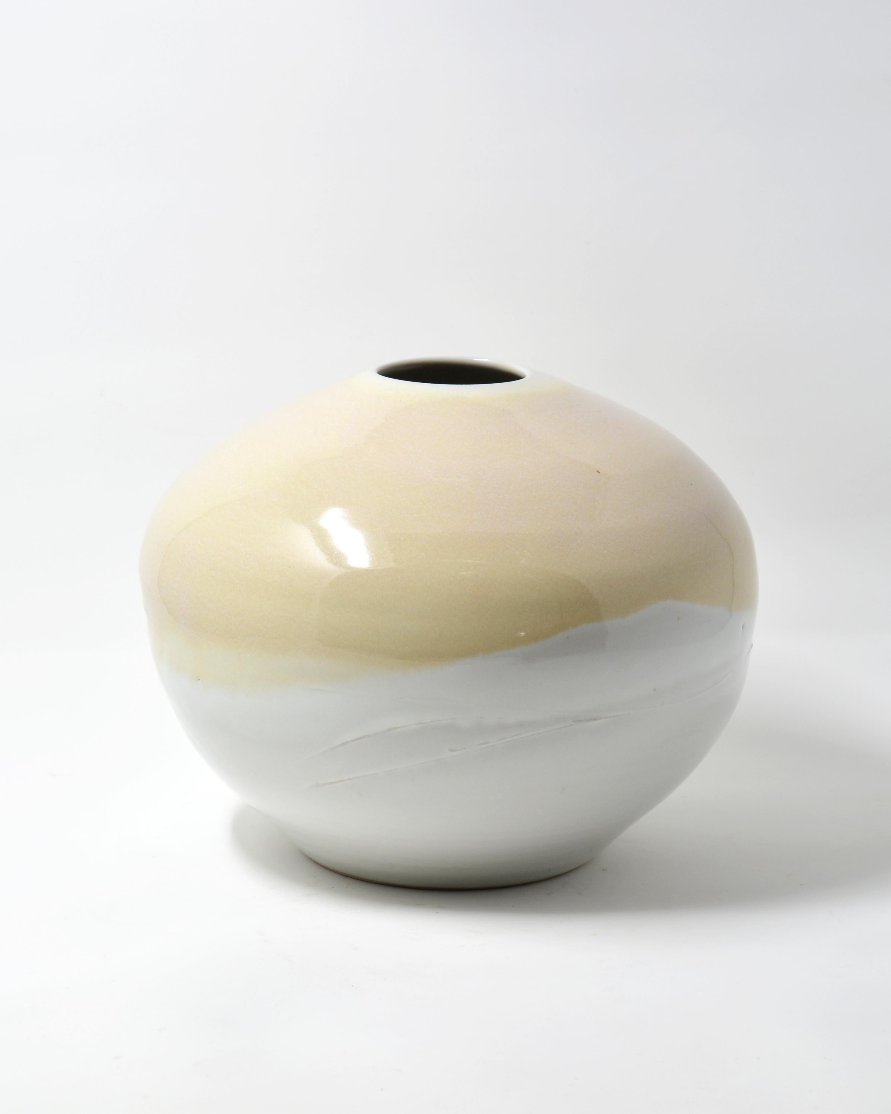 Mary Jaffe Still-Life Sculpture - Cream String - Porcelain Vase Sculpture