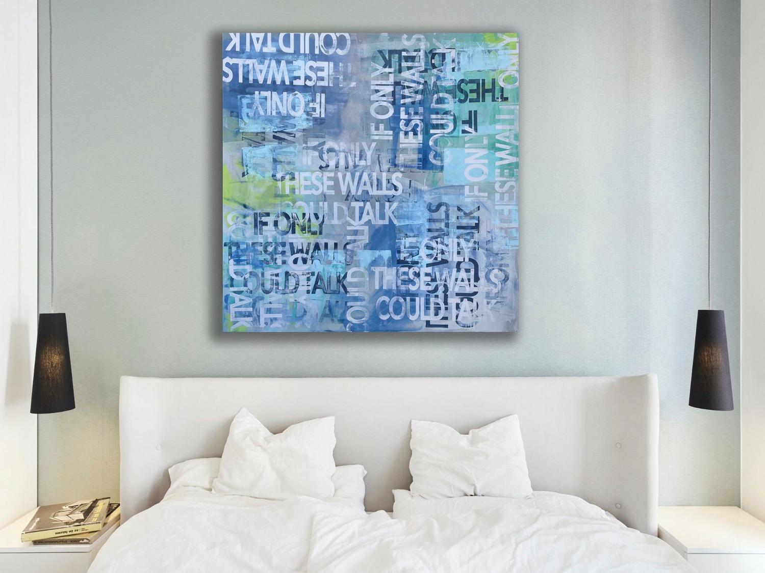 Las pinturas e instalaciones de Mary Jo utilizan frases contemporáneas que reflejan los pensamientos que todos compartimos. Su arte refleja su fascinación por cómo se desarrollan nuestras relaciones en la vida cotidiana, oscilando entre el humor y