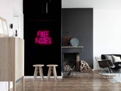 Free kisses - neon art work