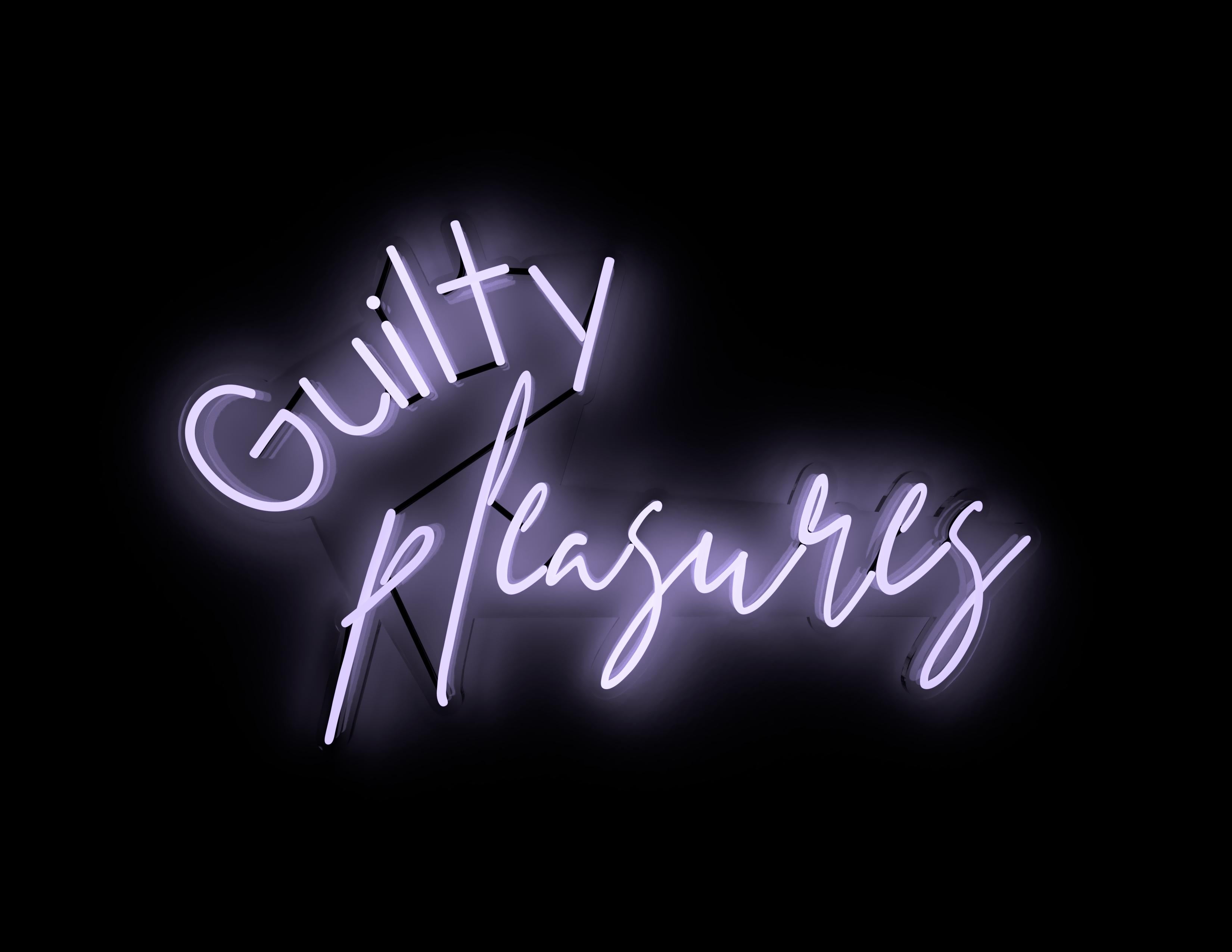 Mary Jo McGonagle Figurative Sculpture – Guilty-Vergnügen  - Neon-Kunstwerke