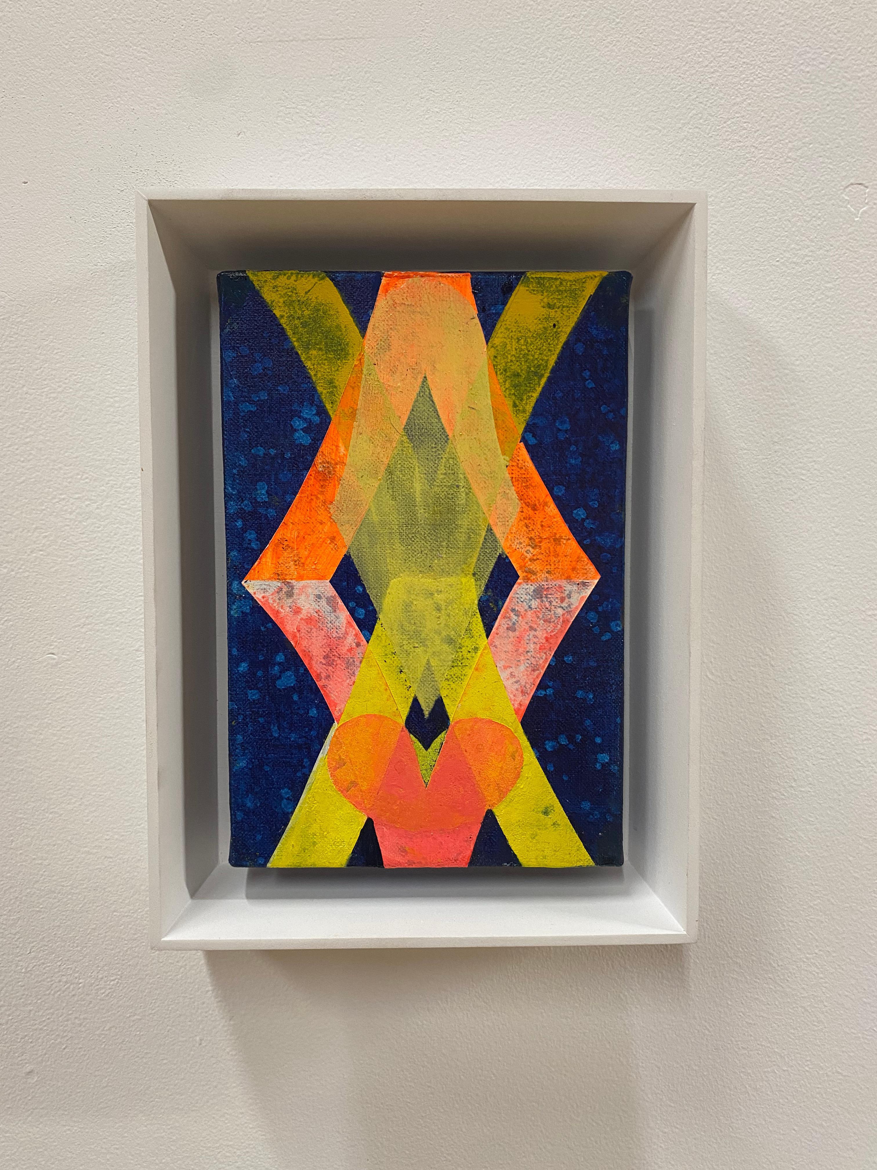 Bacio rosa - Pittura astratta geometrica contemporanea Giallo neon blu rosa, 2020 - Painting di Mary Judge