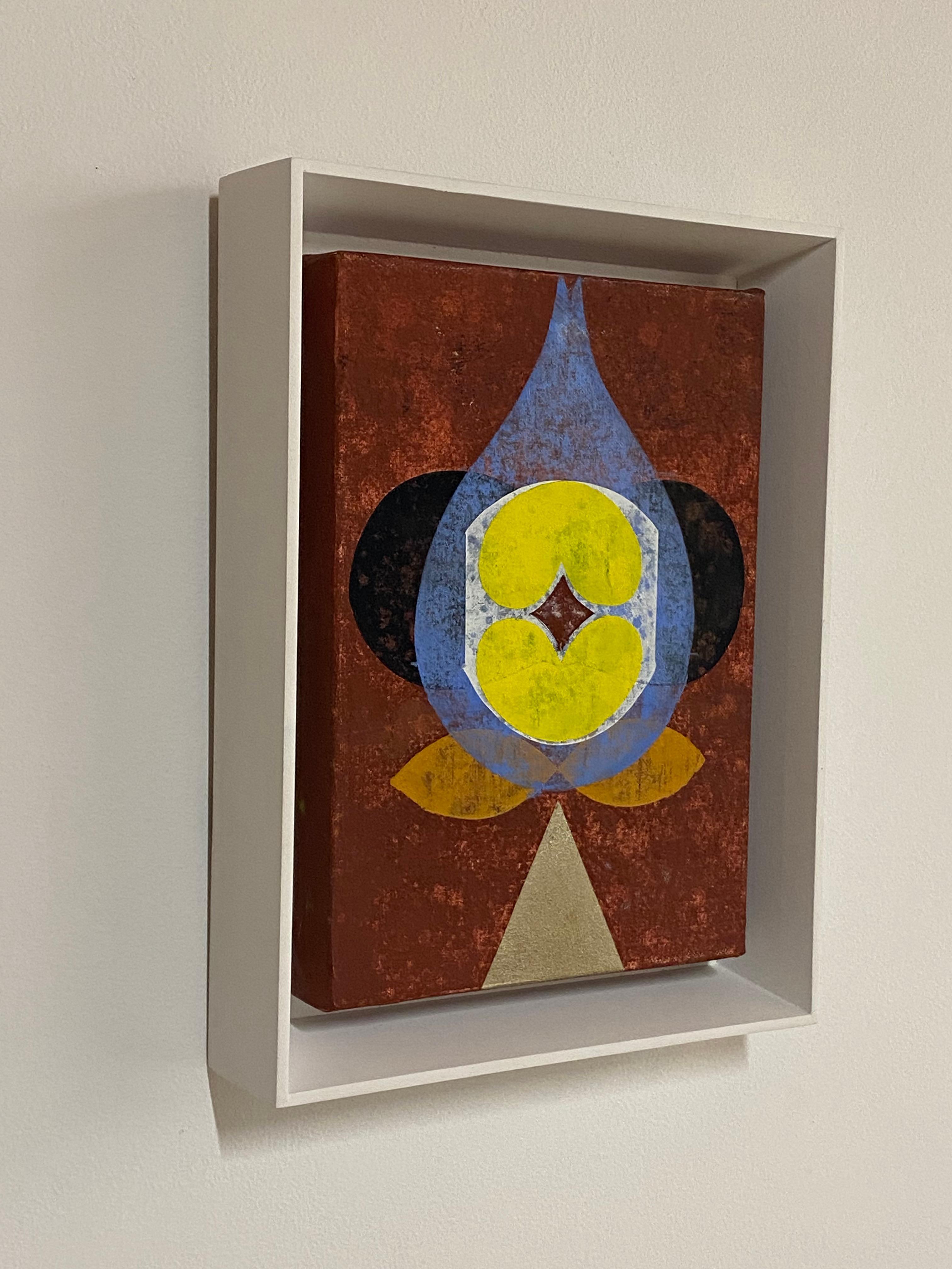 Peinture géométrique abstraite jaune goutte d'eau, jaune, bourgogne foncée, bleu - Contemporain Painting par Mary Judge