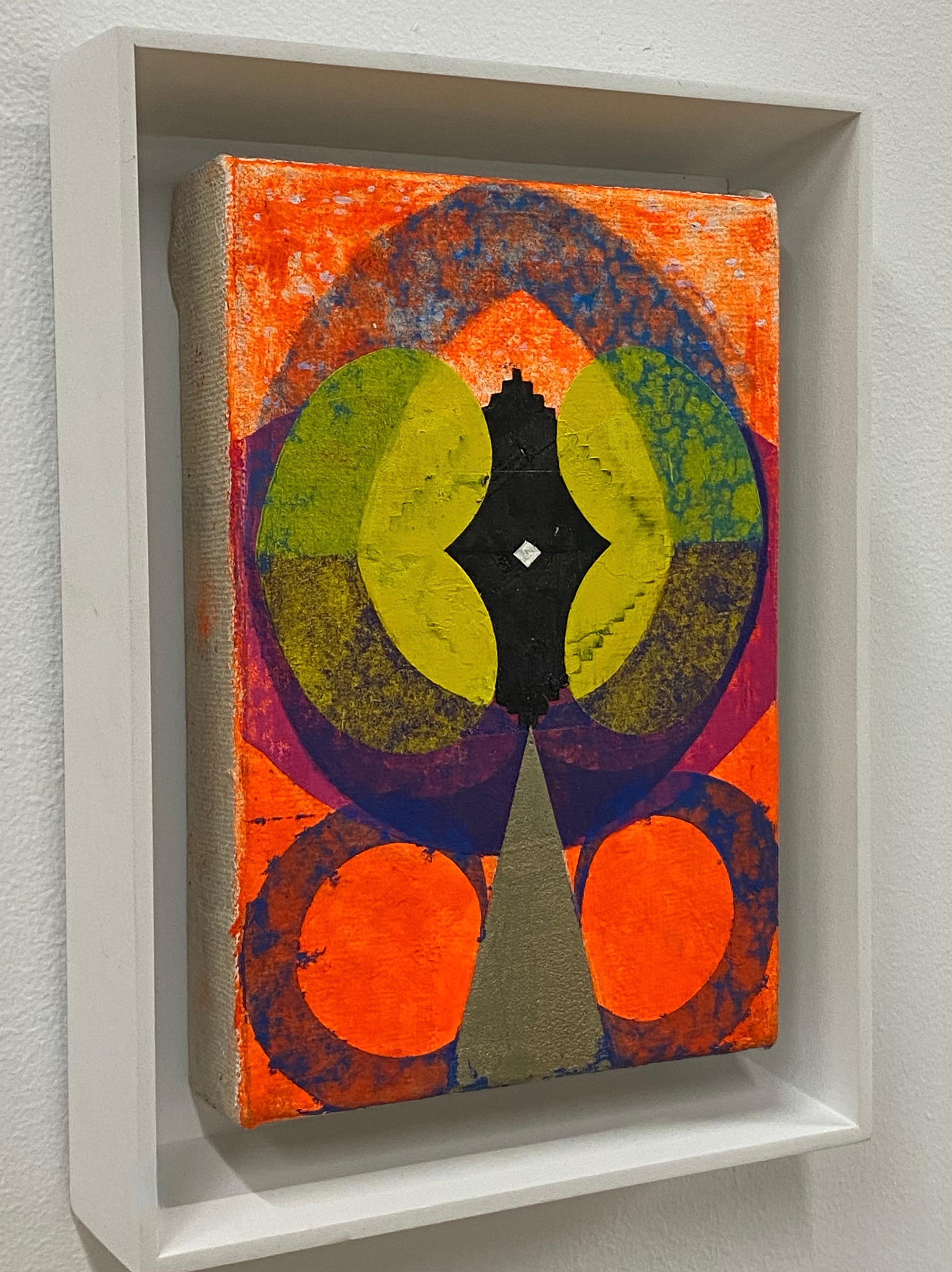 Gemelli gialli - Pittura astratta geometrica giallo neon rosso arancio blu, 2020 - Abstract Painting Marrone di Mary Judge