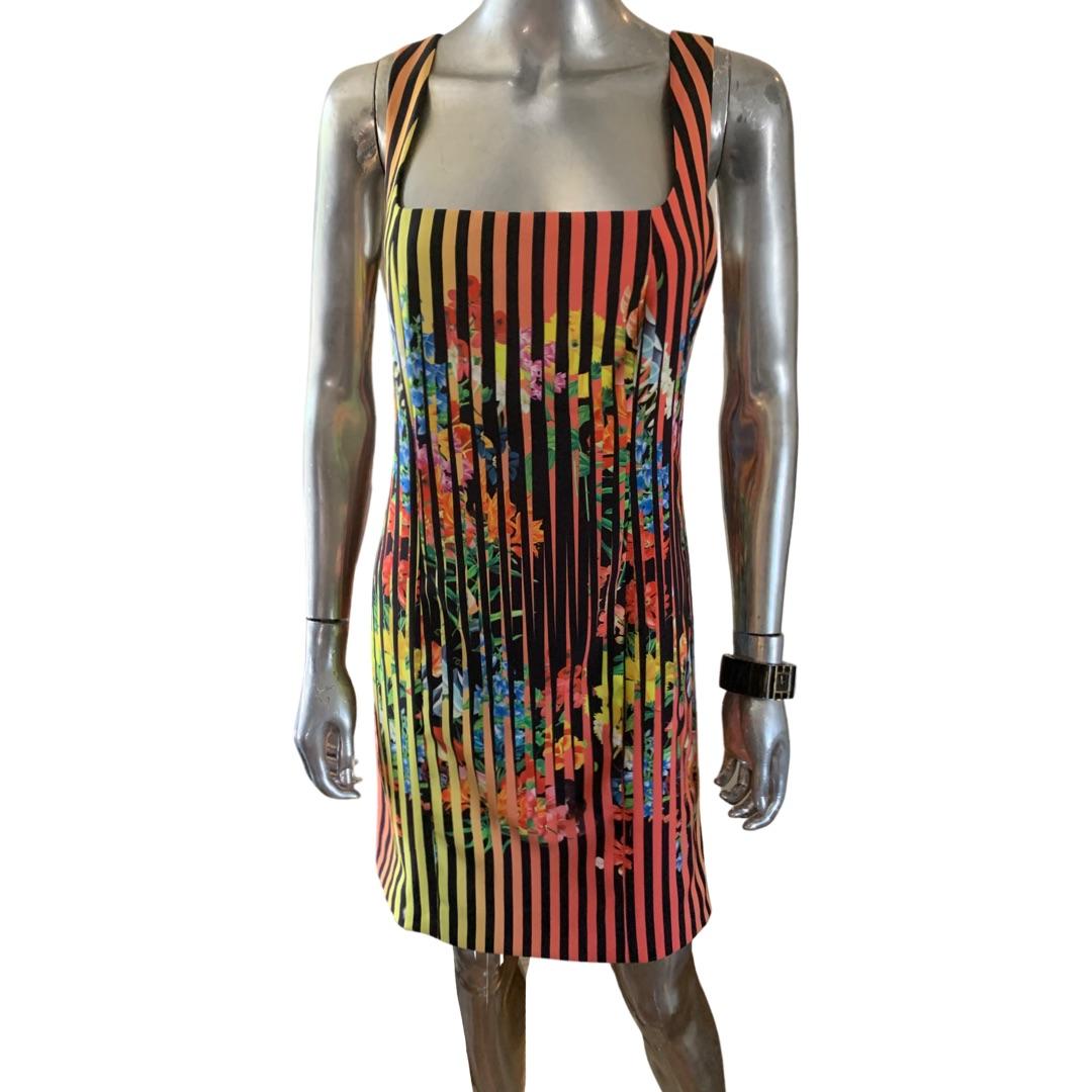 Mary Katrantzou Modern Floral Computerized Sleeveless Summer Dress, UK Size 10 For Sale 2