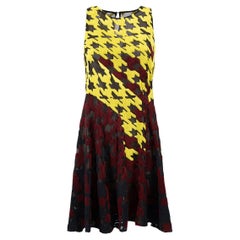 Mary Katrantzou Seiden-Shiftkleid mit Hahnentrittmuster Größe M