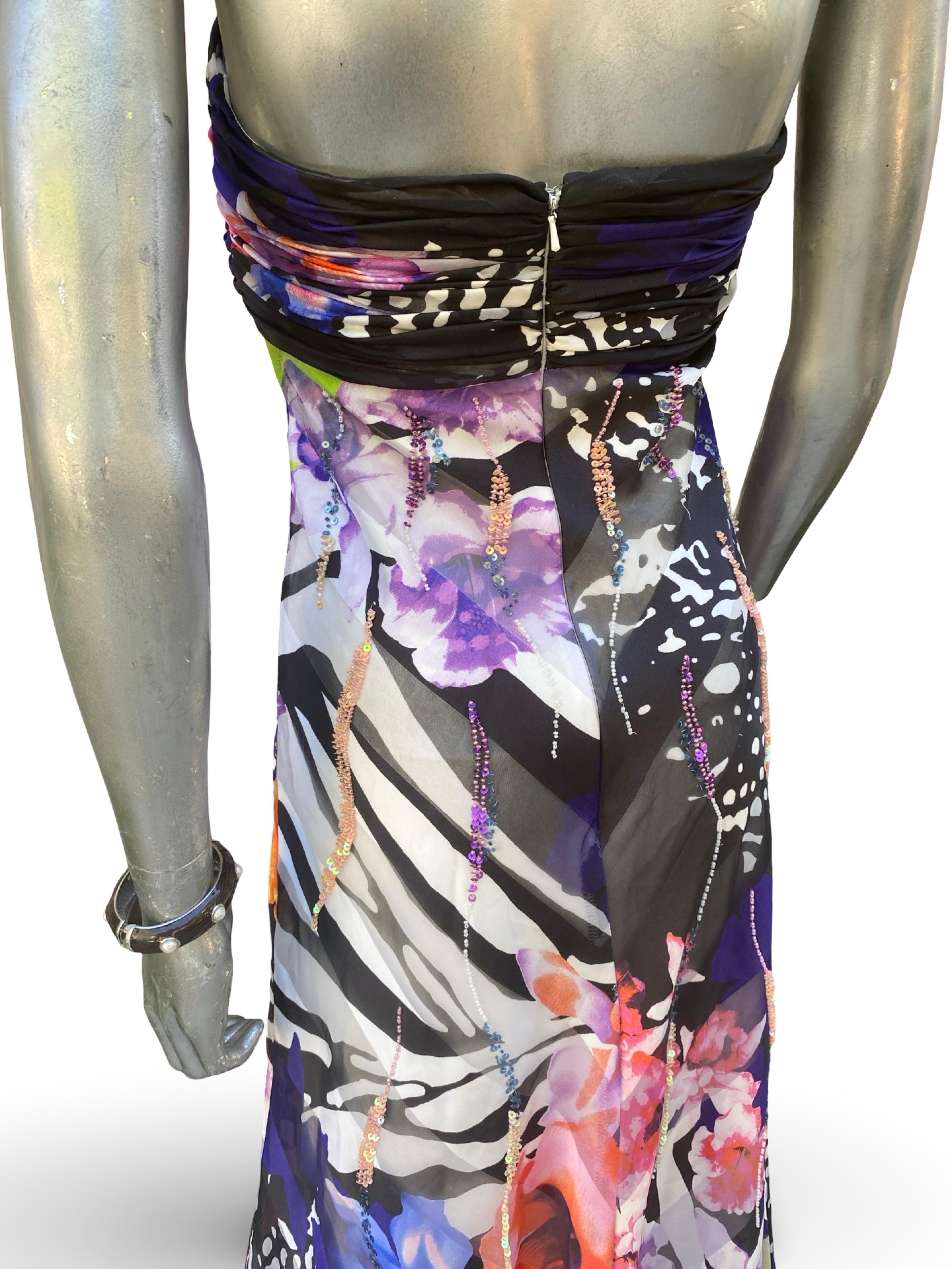 I.L.A. Couture Beaded Floral Ruched  Robe longue sans bretelles Taille 8 en vente 10