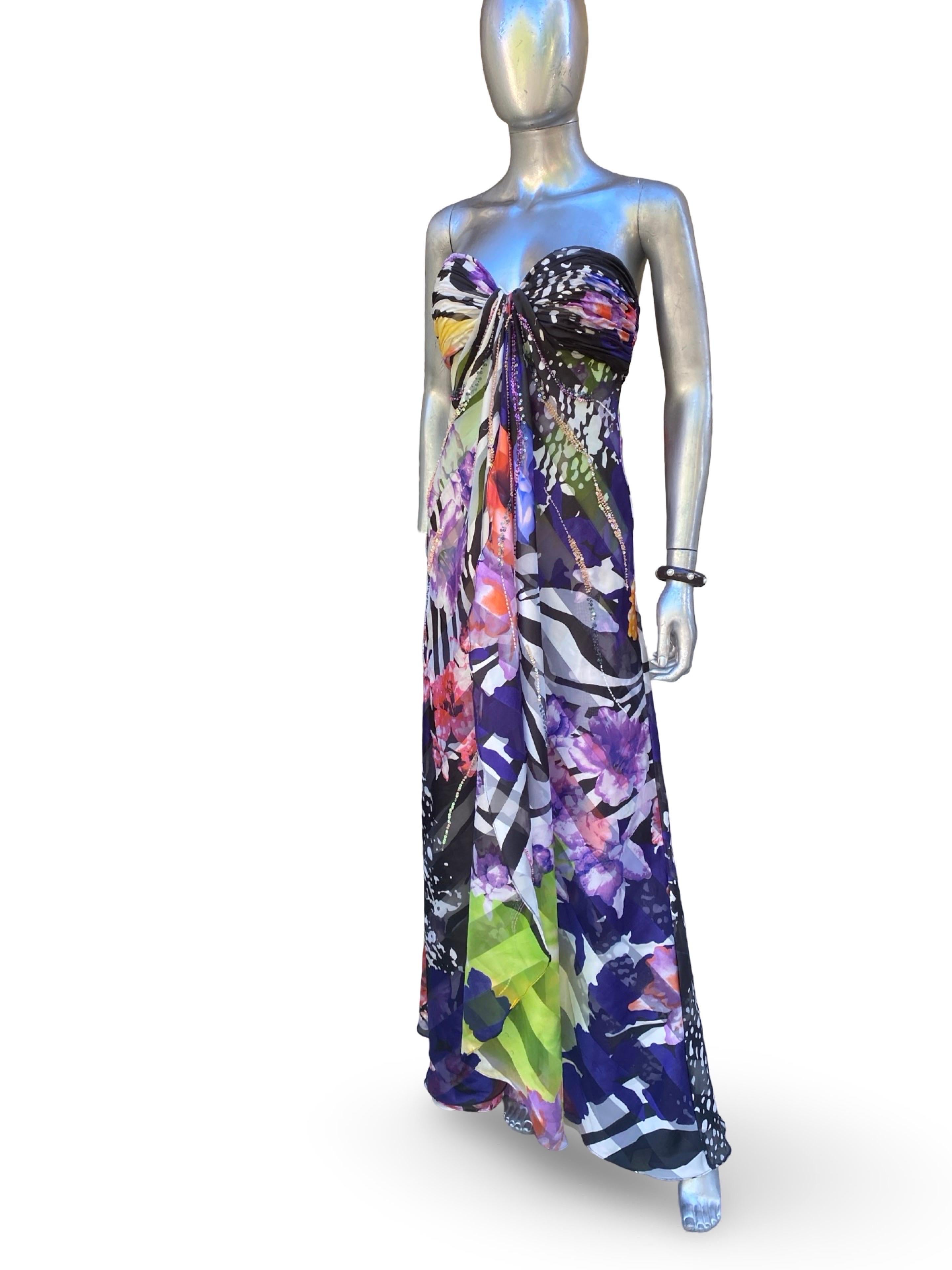 Gris I.L.A. Couture Beaded Floral Ruched  Robe longue sans bretelles Taille 8 en vente