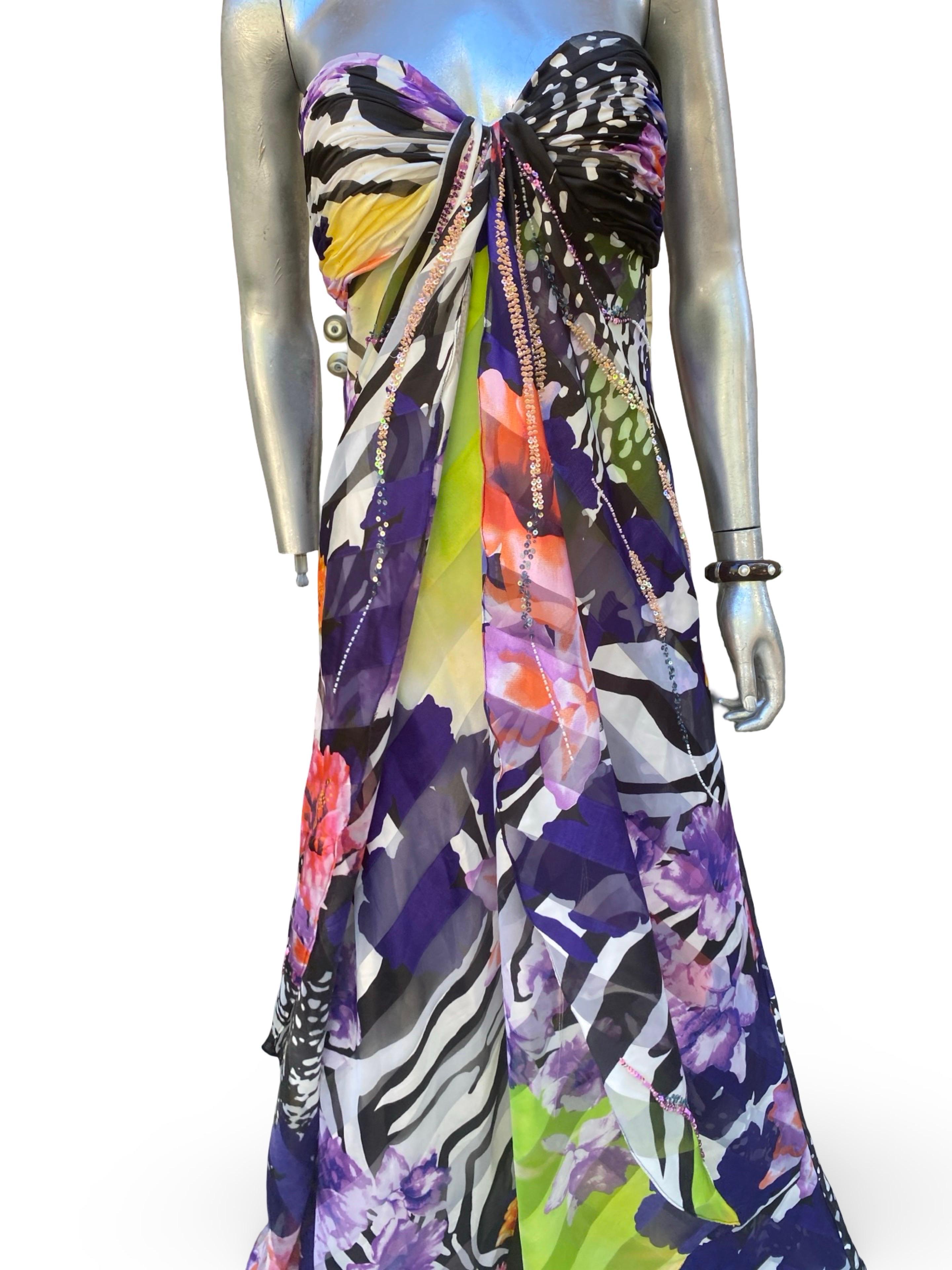 I.L.A. Couture Beaded Floral Ruched  Robe longue sans bretelles Taille 8 en vente 2