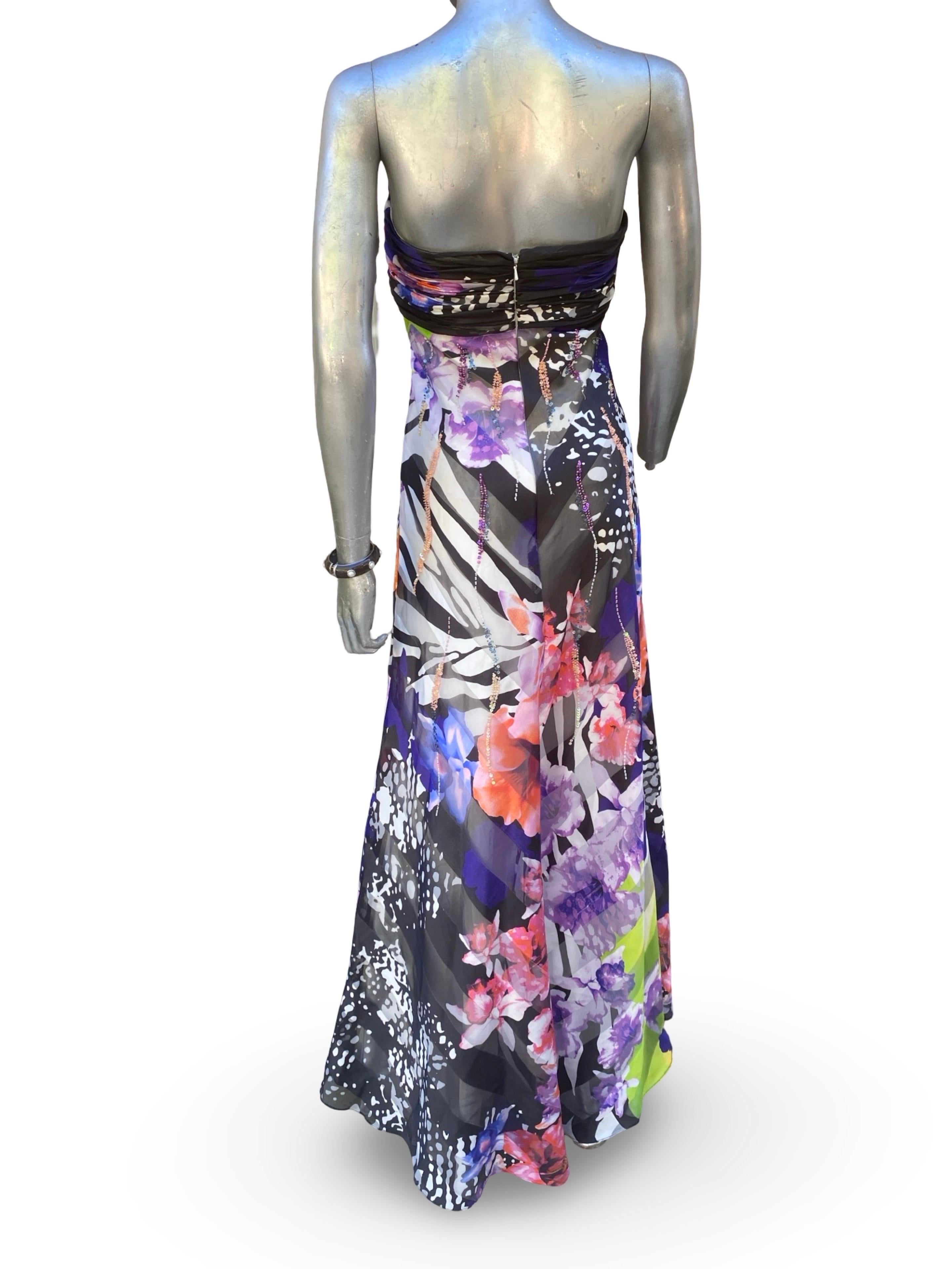 I.L.A. Couture Beaded Floral Ruched  Robe longue sans bretelles Taille 8 en vente 4