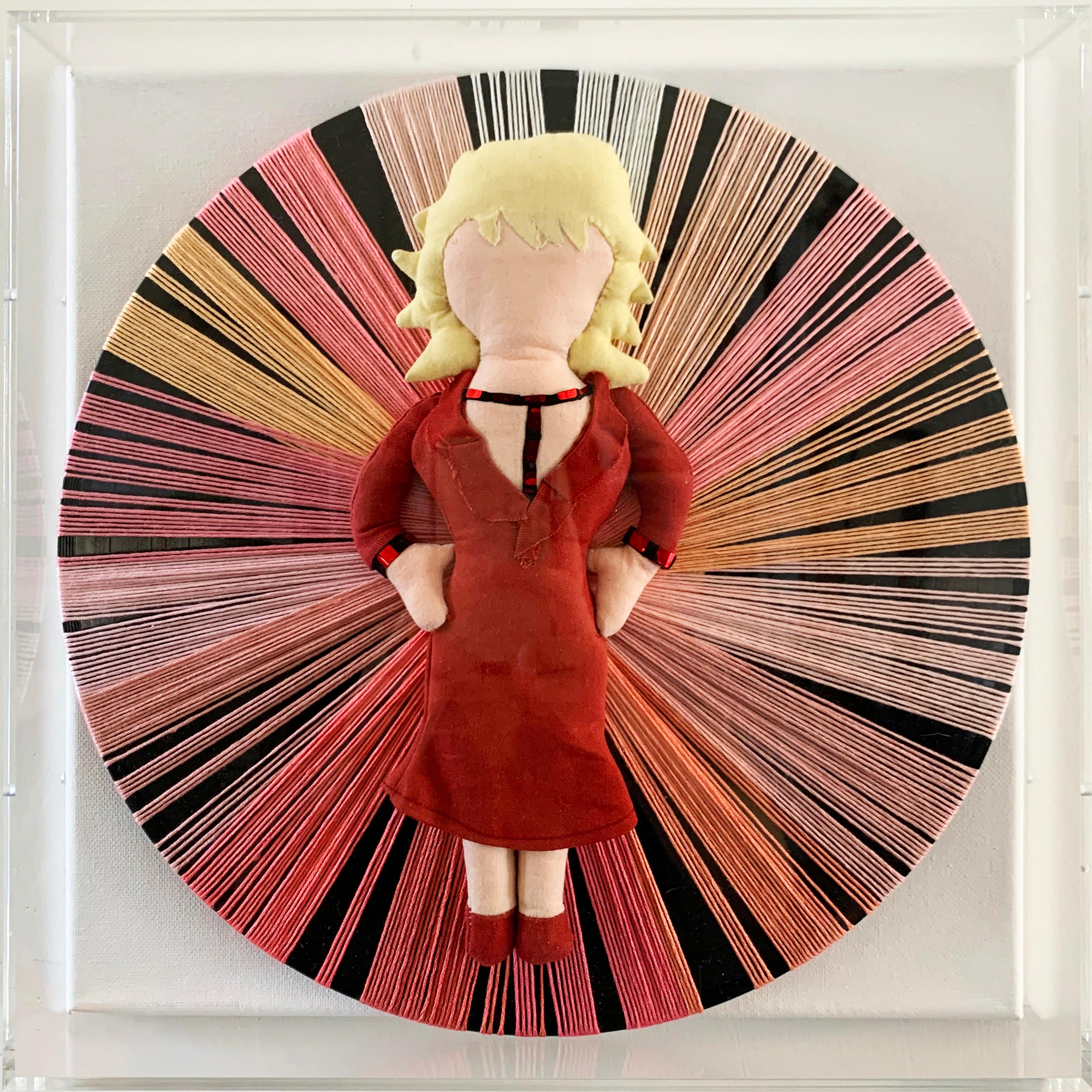 Sa voix  - Fil de poupées tissé à la main enveloppé sur des disques vinyles dans des boîtiers acryliques en vente 6