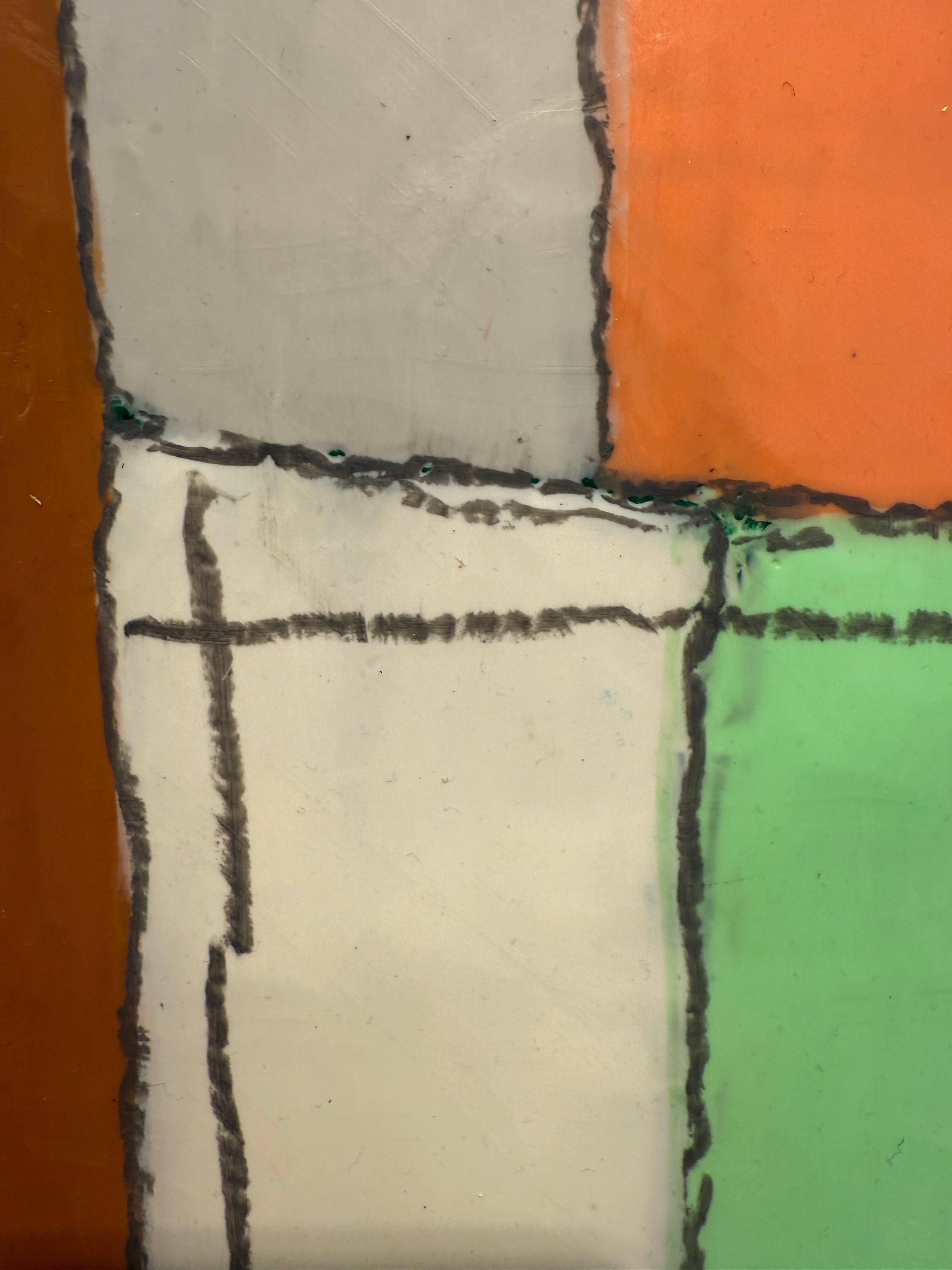 

Mary è nata in Ohio e vive a Memphis, Tennessee dalla metà degli anni '90. Dopo aver studiato grafica e pittura, nel 2001 ha iniziato a lavorare con l'encausto. Mary è cresciuta vicino a Canton, dove c'è un mosaico di fattorie rurali e fabbriche.