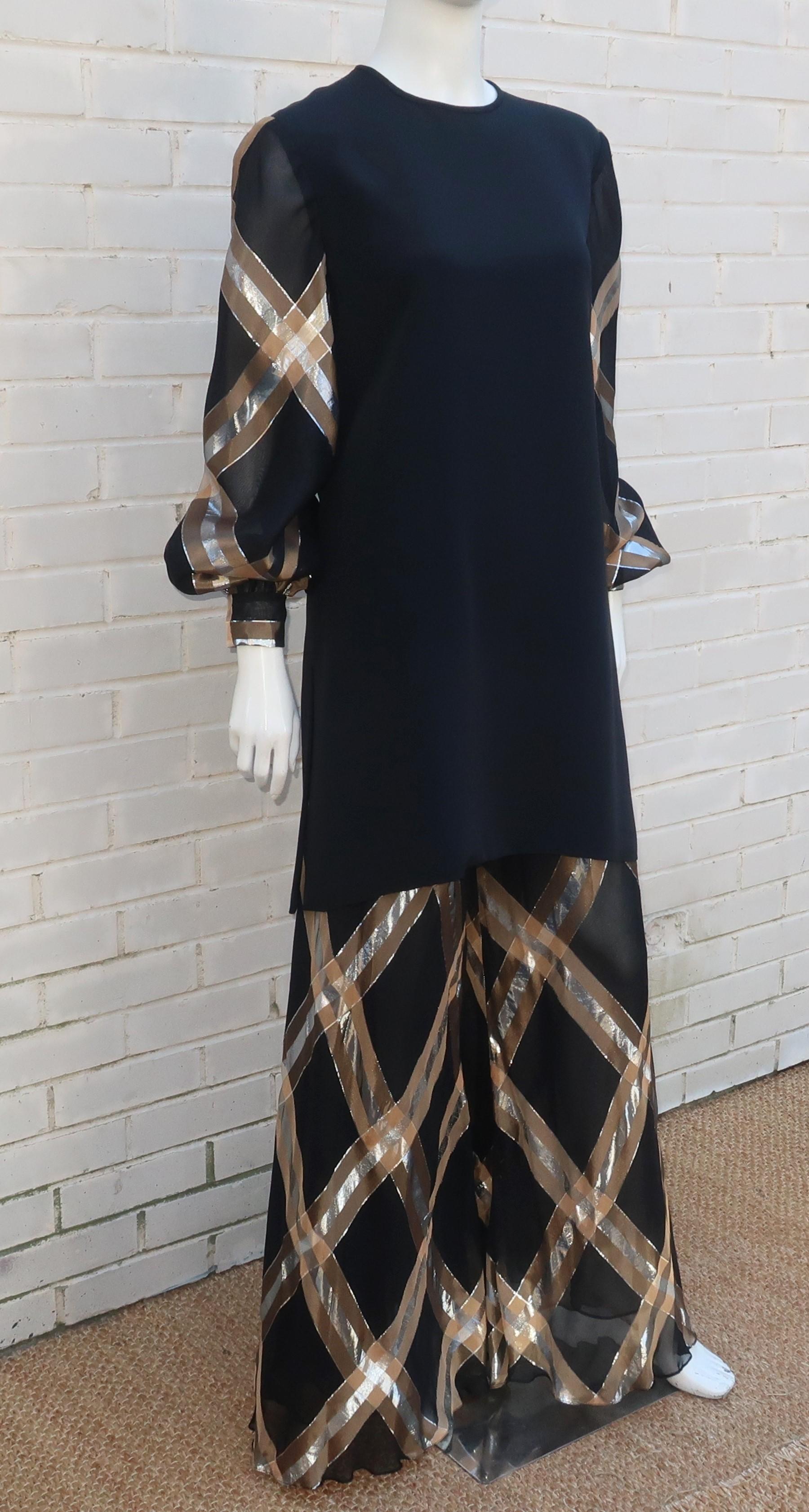 Mary McFadden Black & Metallic Palazzo Pant Suit, C.1990 In Good Condition For Sale In Atlanta, GA