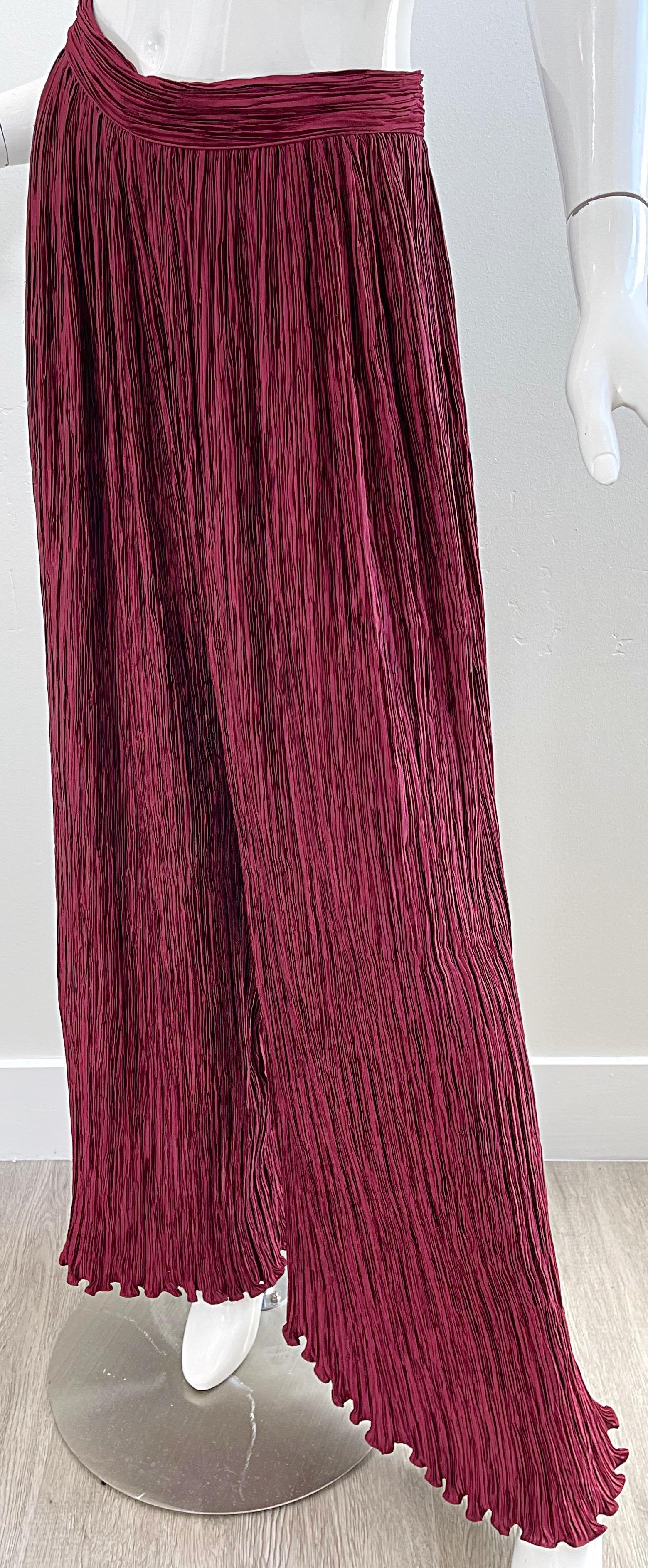 Mary McFadden Couture 1990s Burgundy Size 4 Pleated Wide Leg Palazzo 90s Pants  For Sale 1