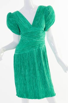 Mary McFadden Couture Green Pleated Sculpted Short Sleeve Dress, 1980s