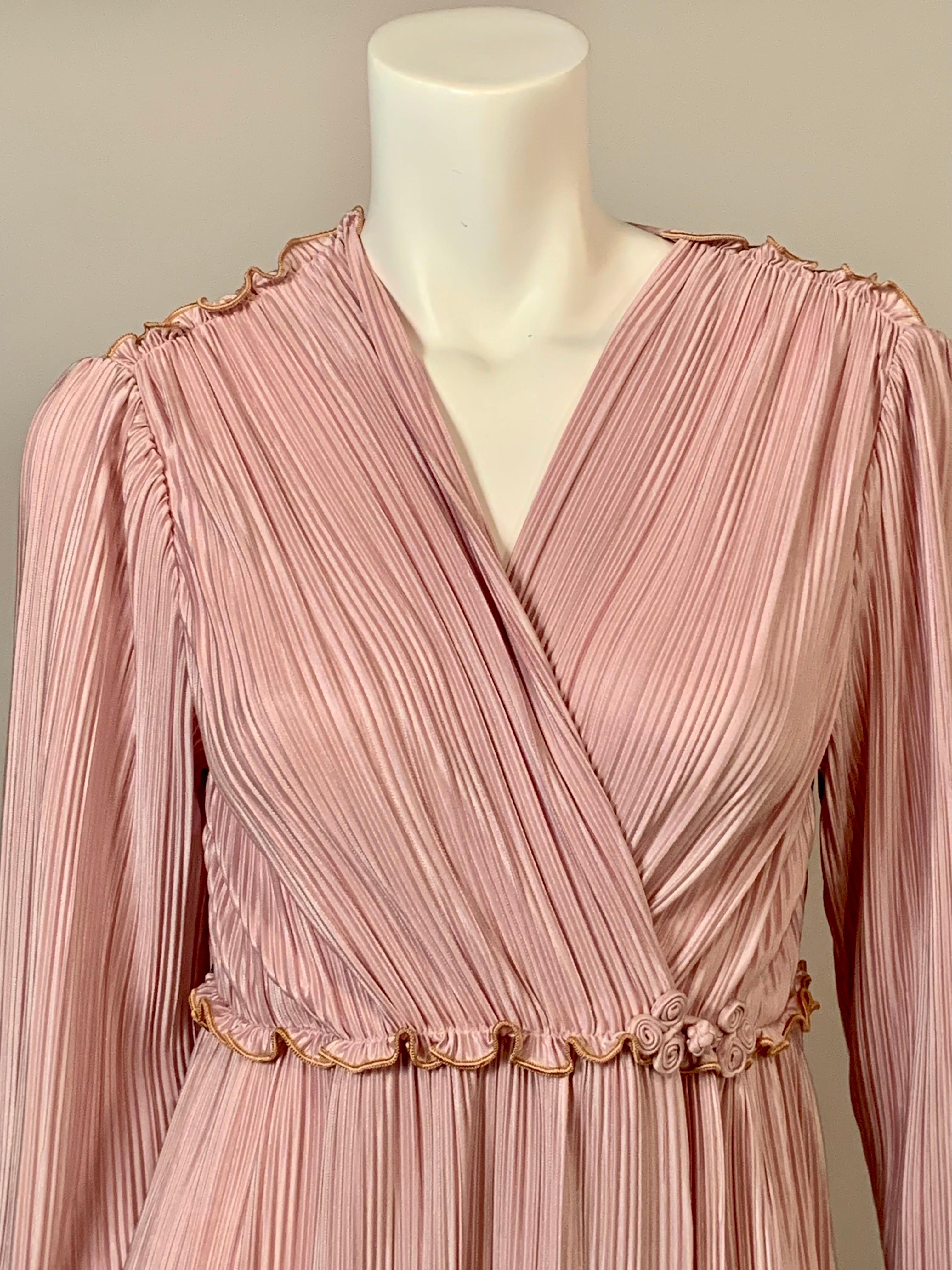 Mary McFadden Pleated Lilac Robe or Gown In Excellent Condition For Sale In New Hope, PA