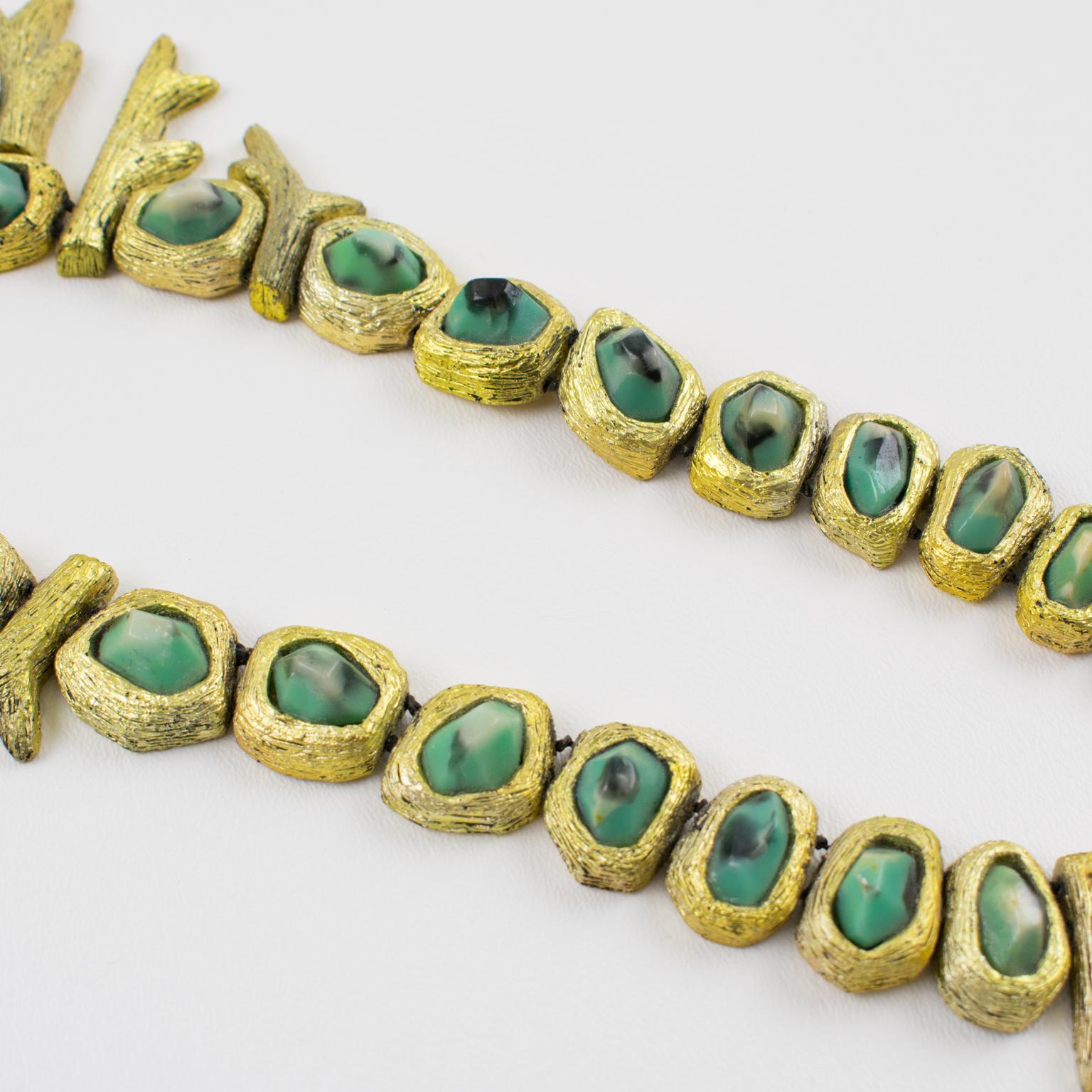 Mary Oros Skulpturale Choker-Halskette aus vergoldetem Harzguss im Angebot 4