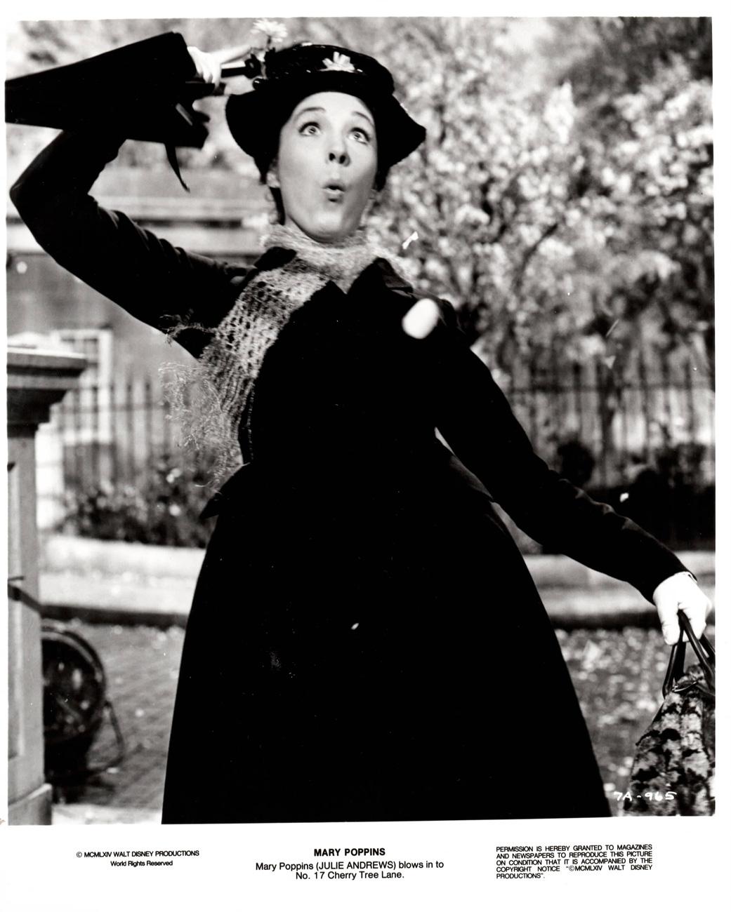 Mary Poppins (1964)  Framed Publicity Film Movie Still Disney In Good Condition For Sale In Bath, Somerset