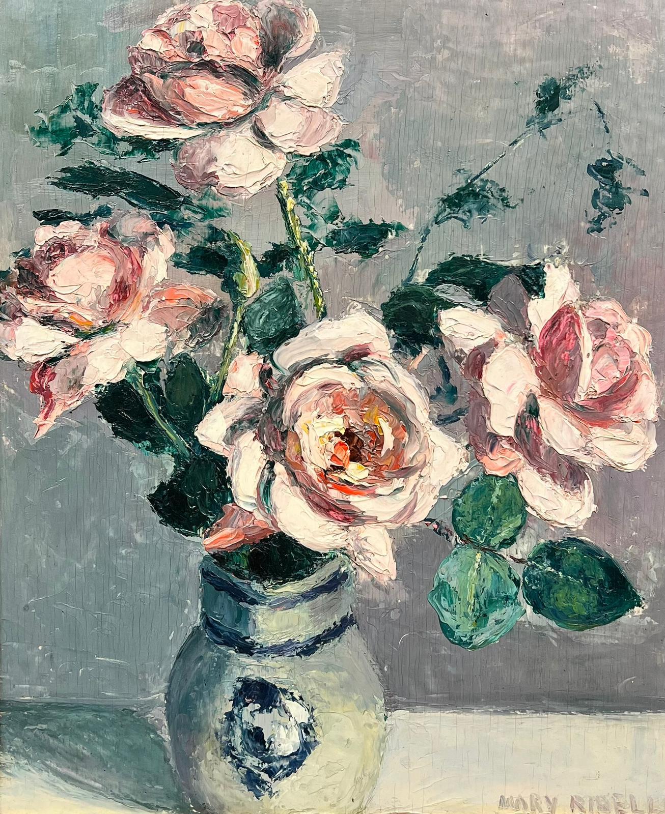 1950's Óleo Impresionista Francés Firmado Rosas Rosas París bodegón marco dorado - Painting de Mary Ribelli