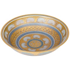 Bol en porcelaine à motifs lustrés dorés et d'influence islamique de l'atelier de poterie de Mary Rich