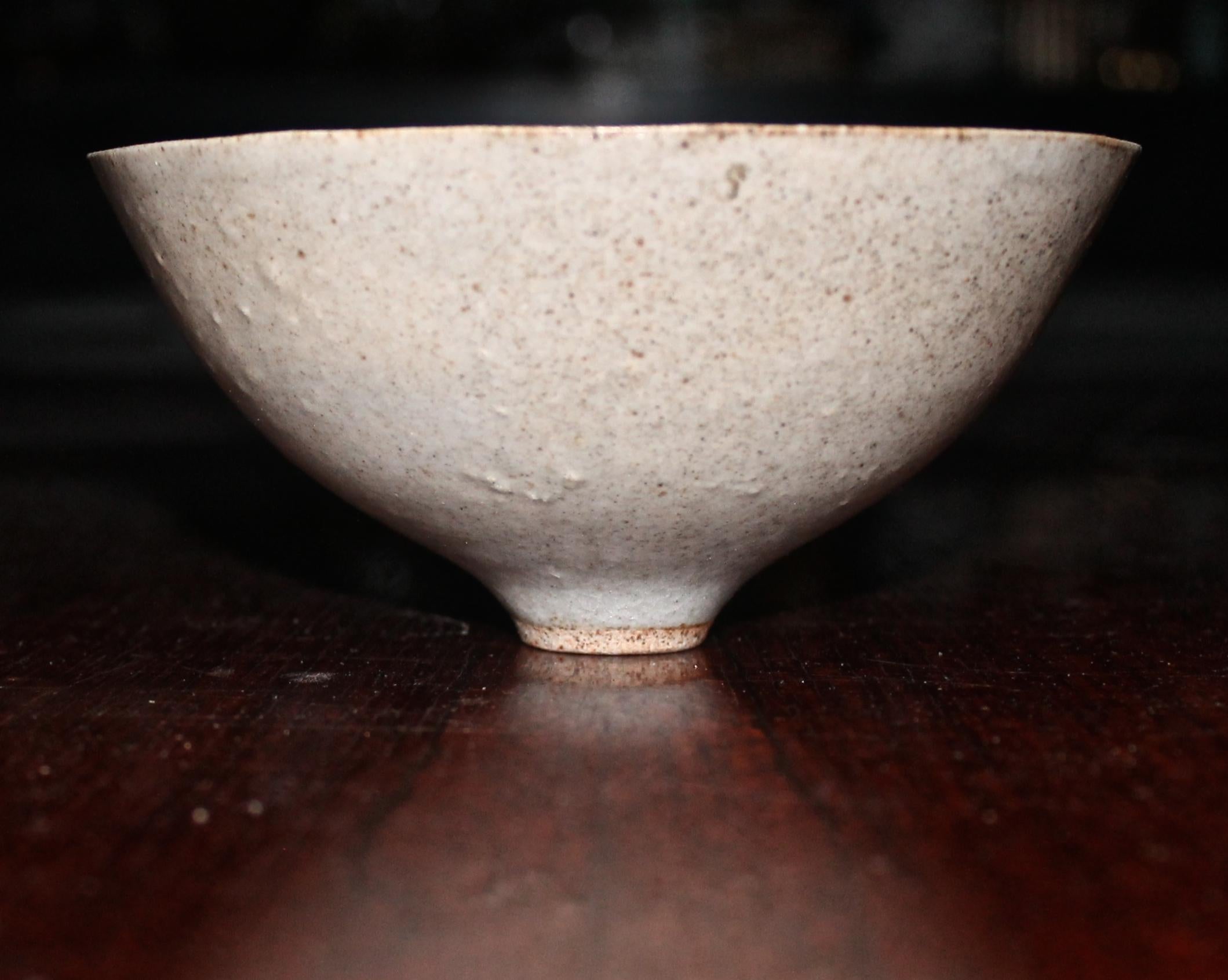Bottiglia e ciotola da tè in ceramica di Mary Roehm in vendita 3