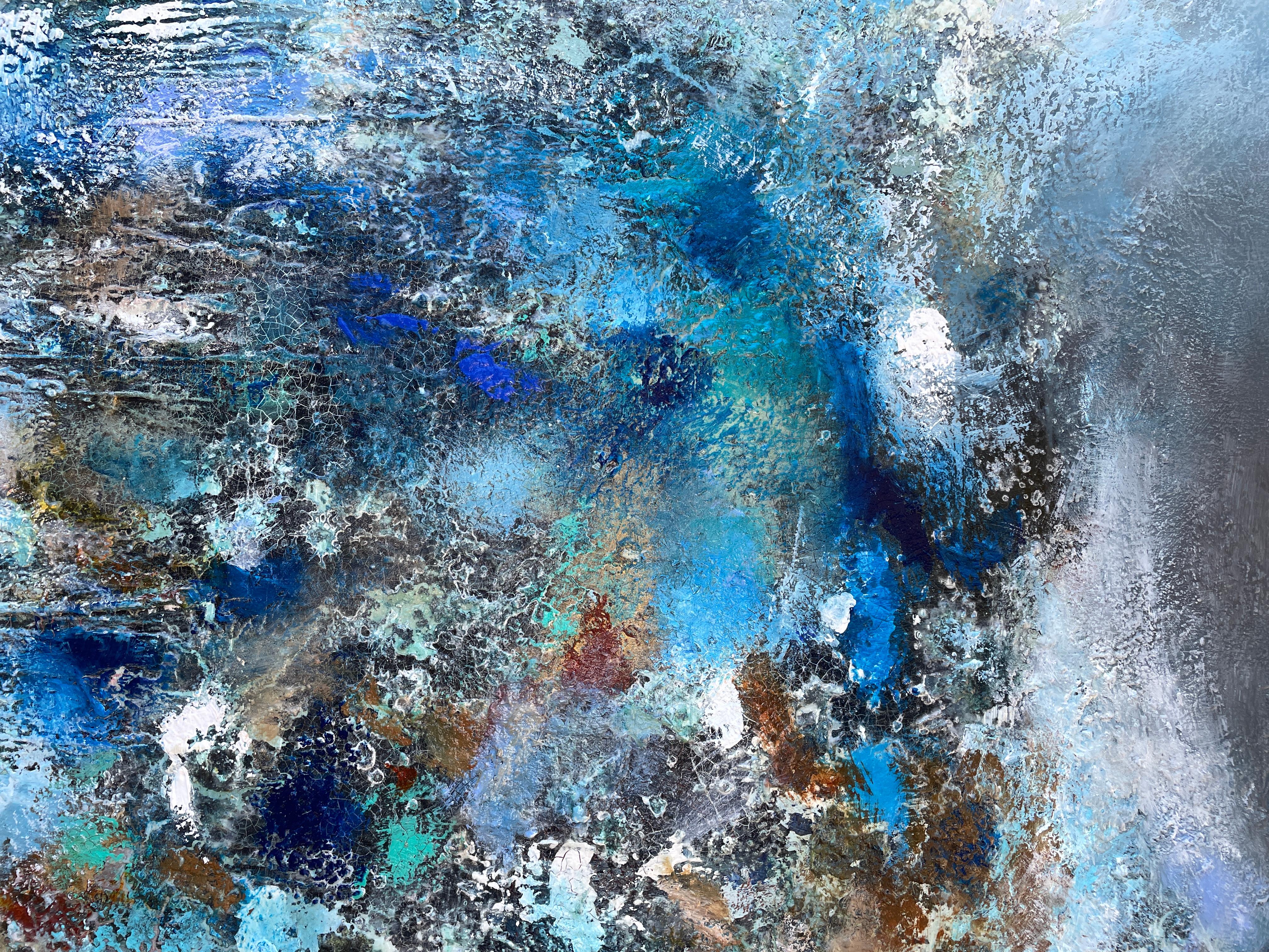 „Ocean Jewels“ – Lebendiges blaues Meeresgemälde in Mischtechnik – Abstrakter Expressionismus in Mischtechnik 2