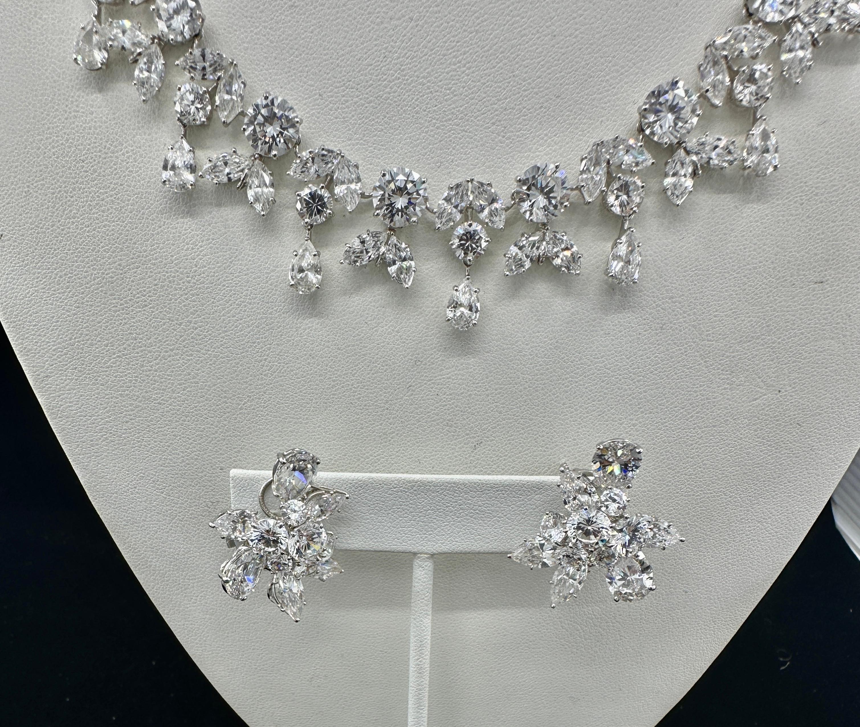 Collana e orecchini A.A. Moore in oro bianco 14 carati 89 grammi Foto CZ in vendita 6