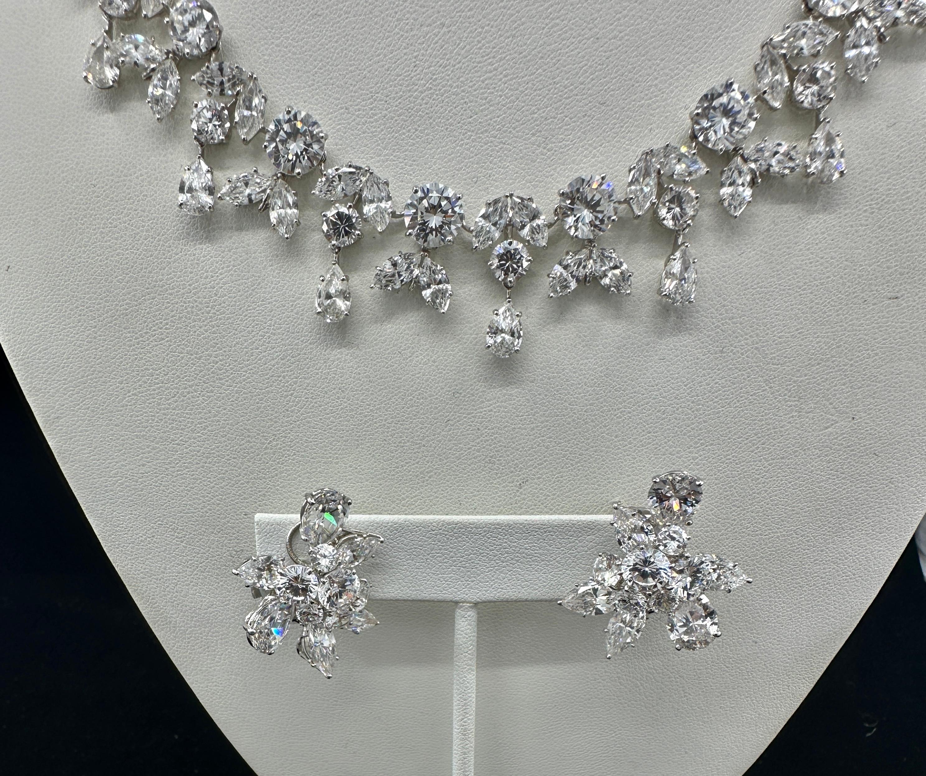 Collana e orecchini A.A. Moore in oro bianco 14 carati 89 grammi Foto CZ in vendita 7