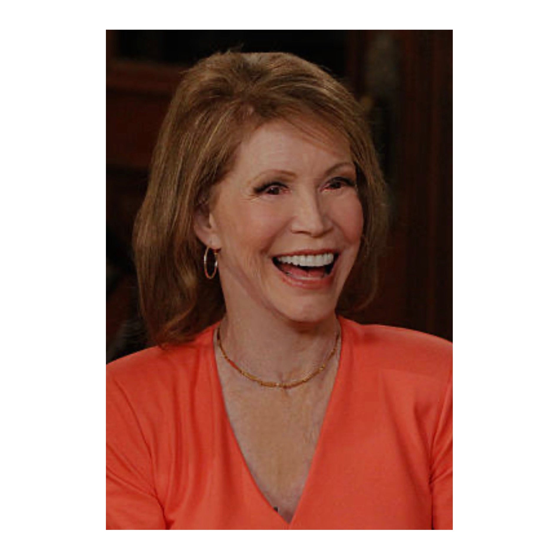 Orecchini a cerchio personali di Mary Tyler Moore con foto in oro 14 carati da 2 pollici