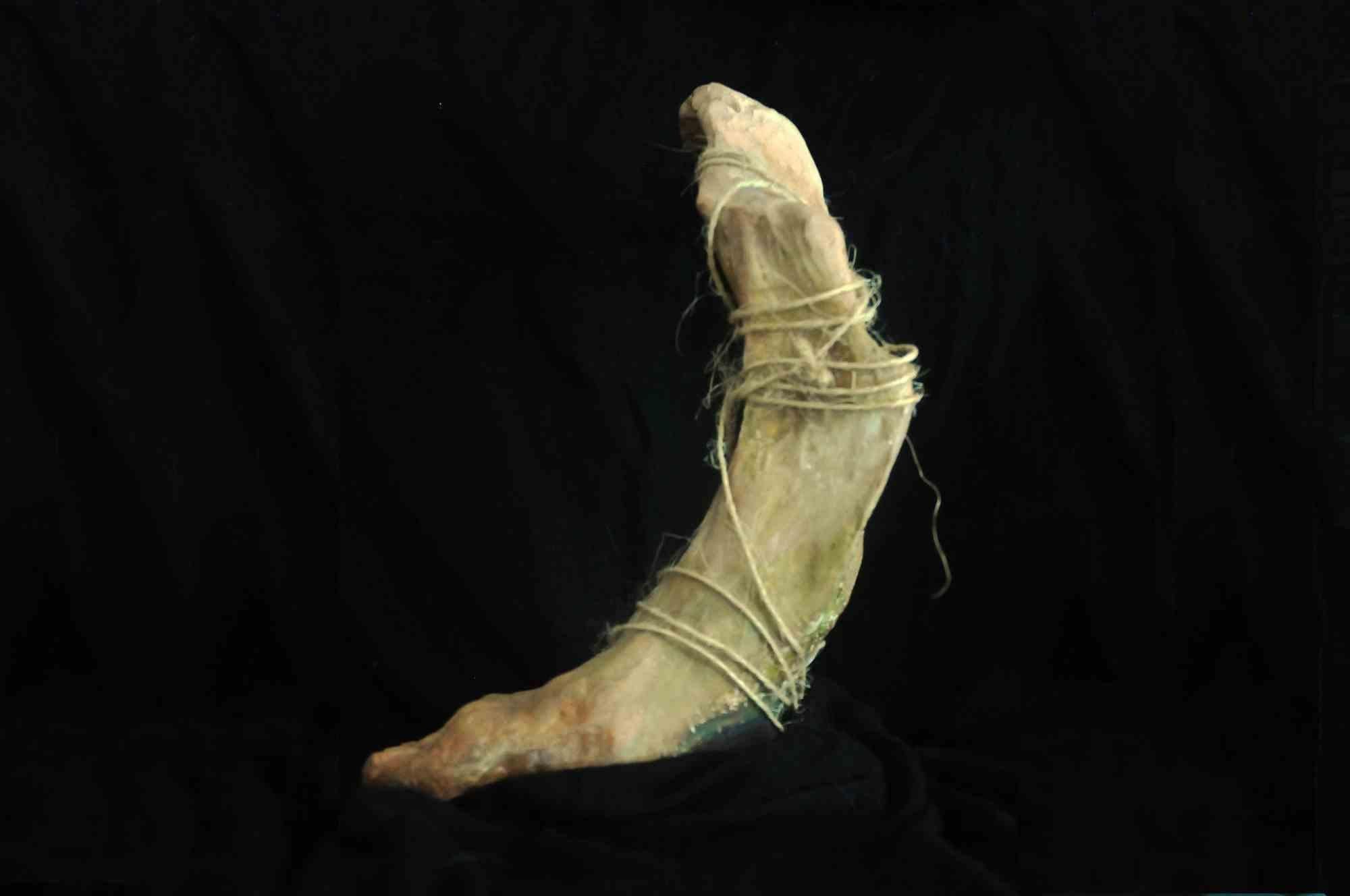 Pied ailé - Sculpture de Maryam Pezeshki - 2007 en vente 1