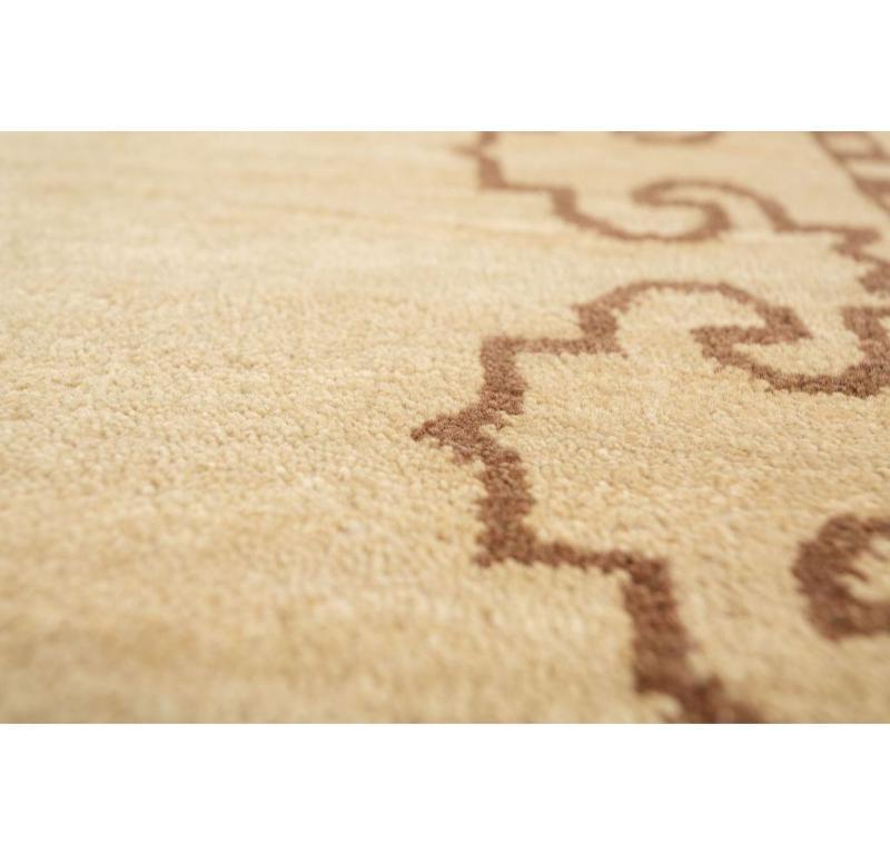 Indian Maryul Soft Gold & Tawny Brown 180x270 cm Handknotted Rug For Sale