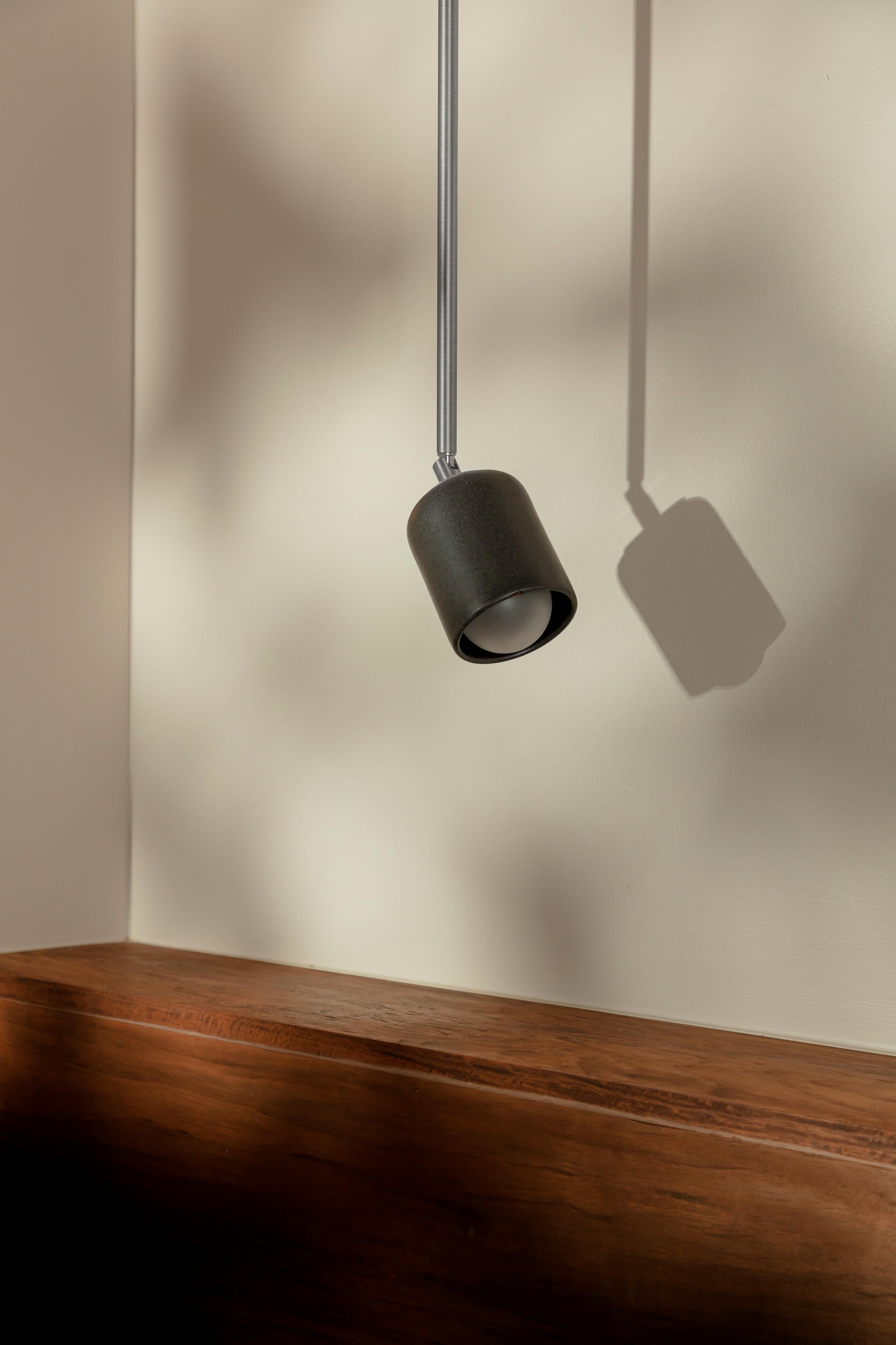 Marz Designs, "Terra 1 Articulating Spot Light", Lampada a sospensione in ceramica in vendita