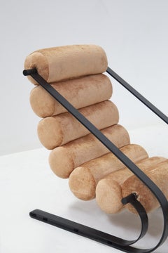 Fauteuils et repose-pieds Balestra en velours pêche de Marzio Cecchi