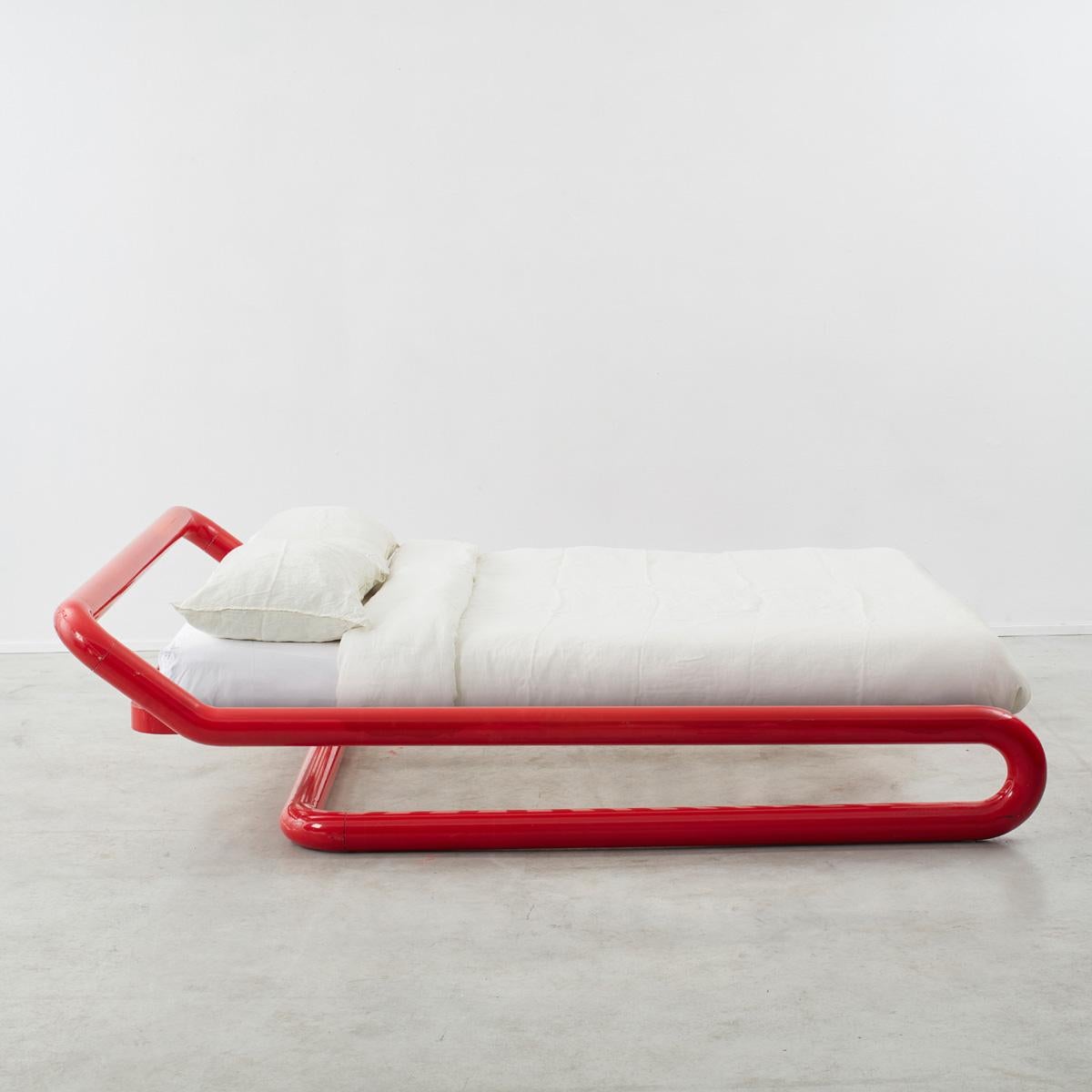 Enameled Marzio Cecchi cantilevered bed frame for Studio Most, Italy, 1960s