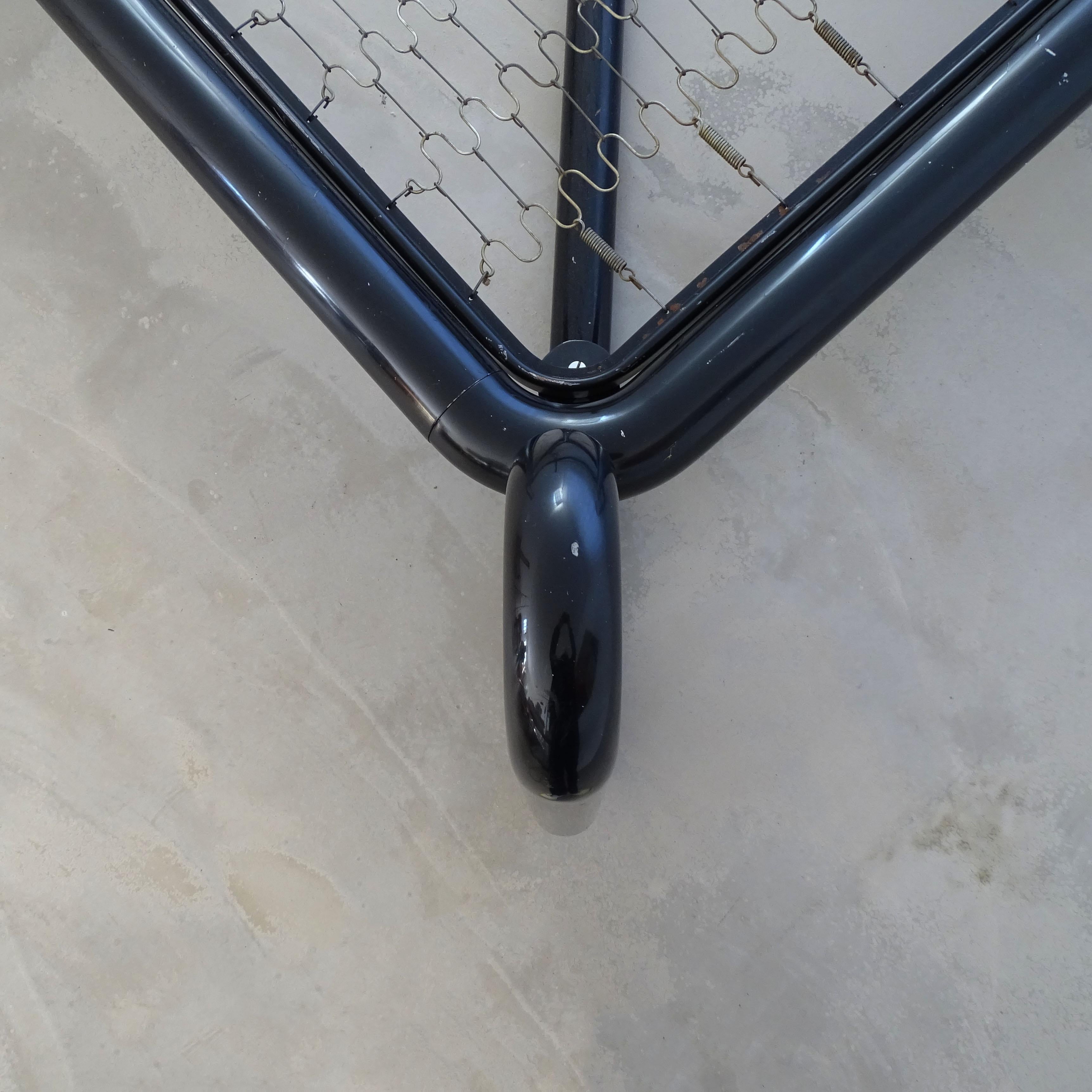 Primera edición de Marzio Cecchi Cama de día para Studio Most, Italia 1973 Metal en venta