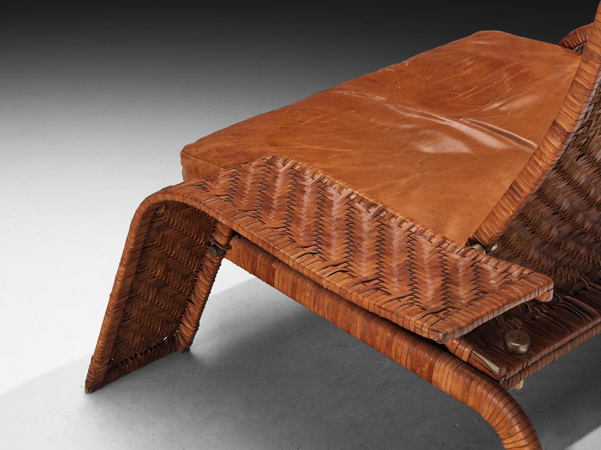 Mid-Century Modern Marzio Cecchi for Studio Most Lounge Chair in Woven Cognac Leather en vente