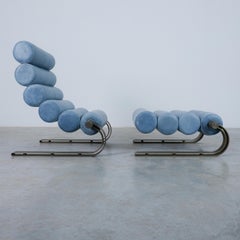 Fauteuil et repose-pieds en cuir « Marzio Cecchi », fer gravé à l'acide, Italie