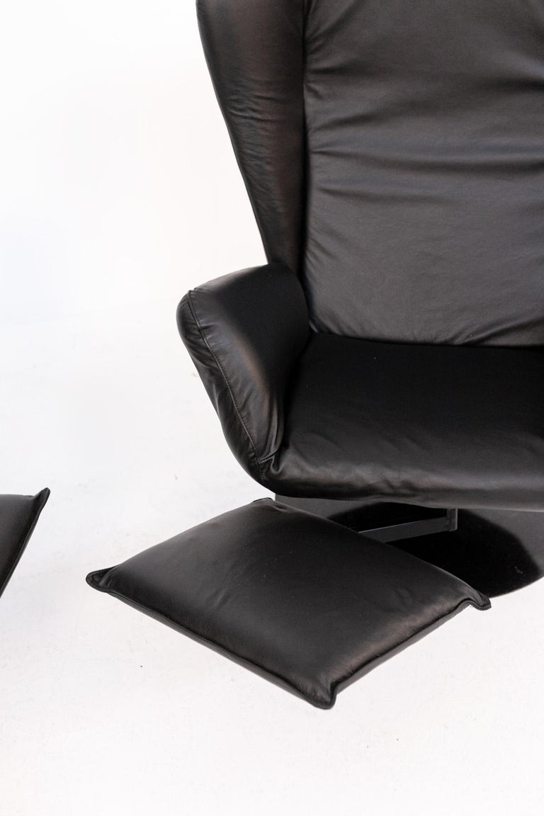 Marzio Cecchi Pair of Black Leather Armchairs For Sale 5