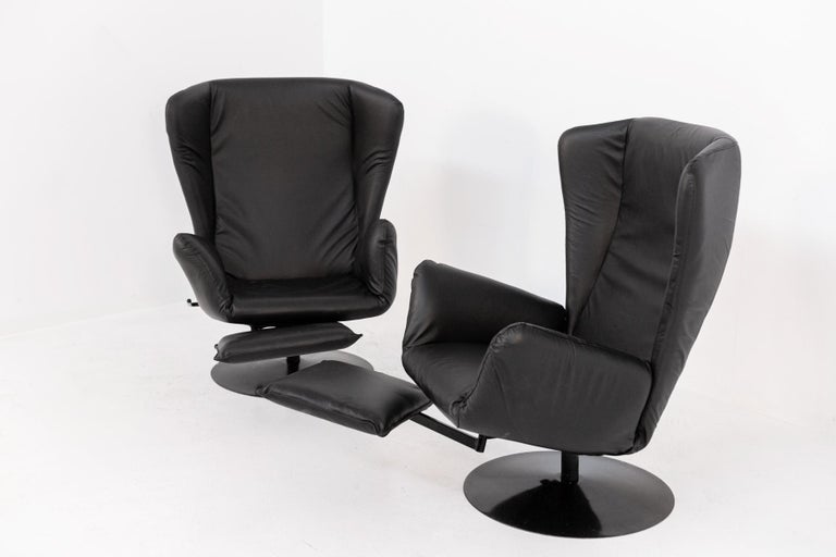 Mid-Century Modern Marzio Cecchi Pair of Black Leather Armchairs For Sale