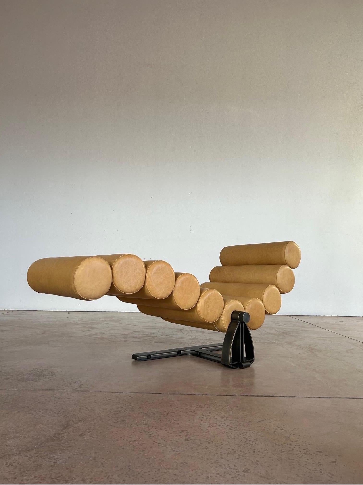 Italian Marzio Cecchi Single Arm Rocking Chaise Lounge, 1975 For Sale