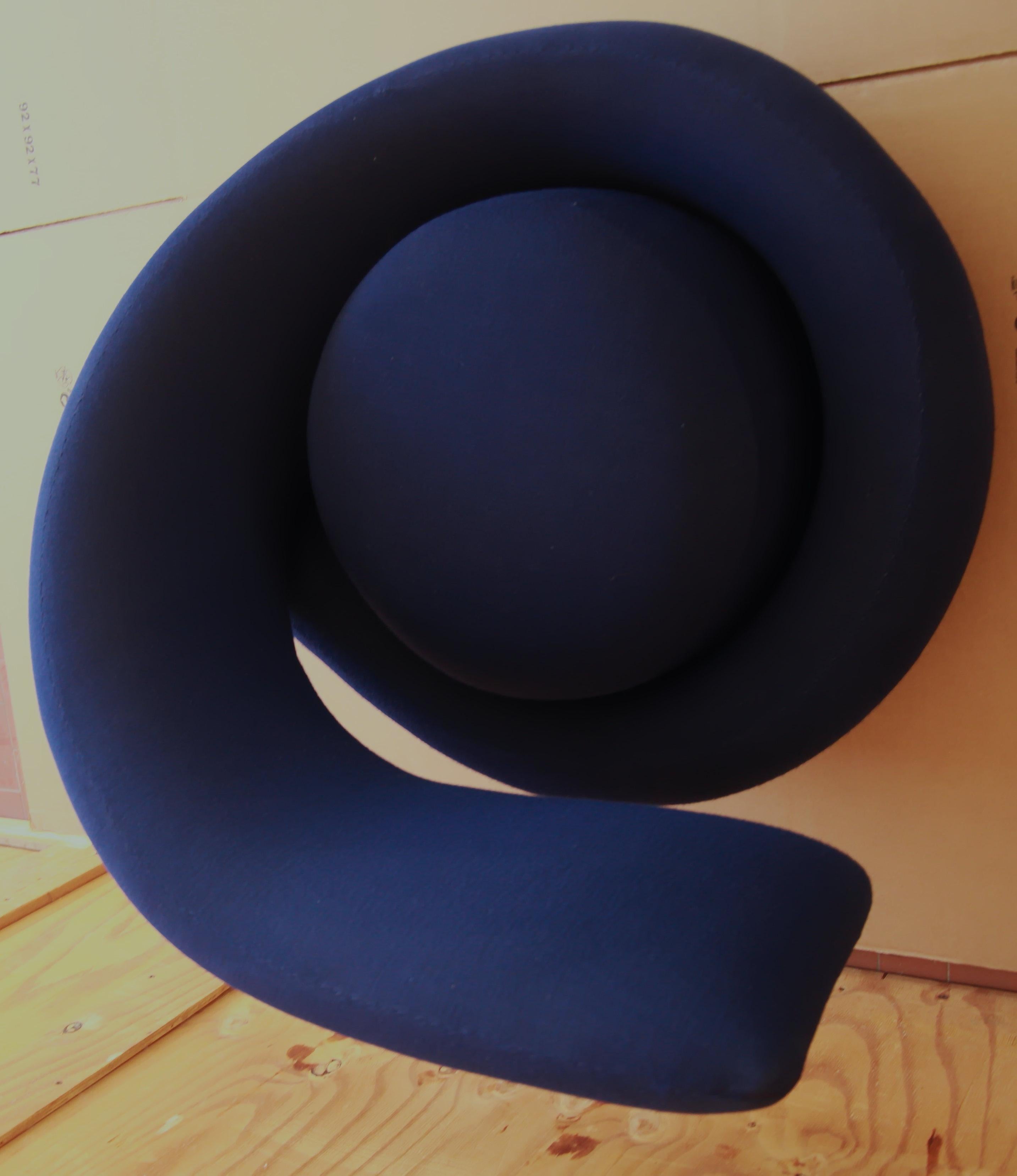Mid-Century Modern Marzio Cecchi Visionaire Spiral Nest Armchair, Blue Fabric Unique from the 60s