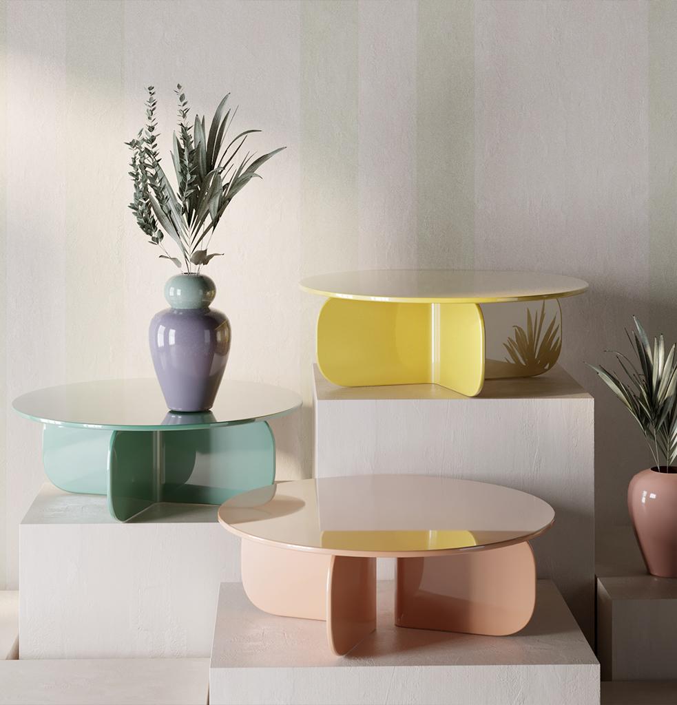 La table basse Mas, conçue en combinant des formes géométriques de base, se compose de symétriques et de liquidaxes. Avec son revêtement brillant de haute qualité, Mas met en valeur l'agencement que vous créez dans votre espace grâce à ses options