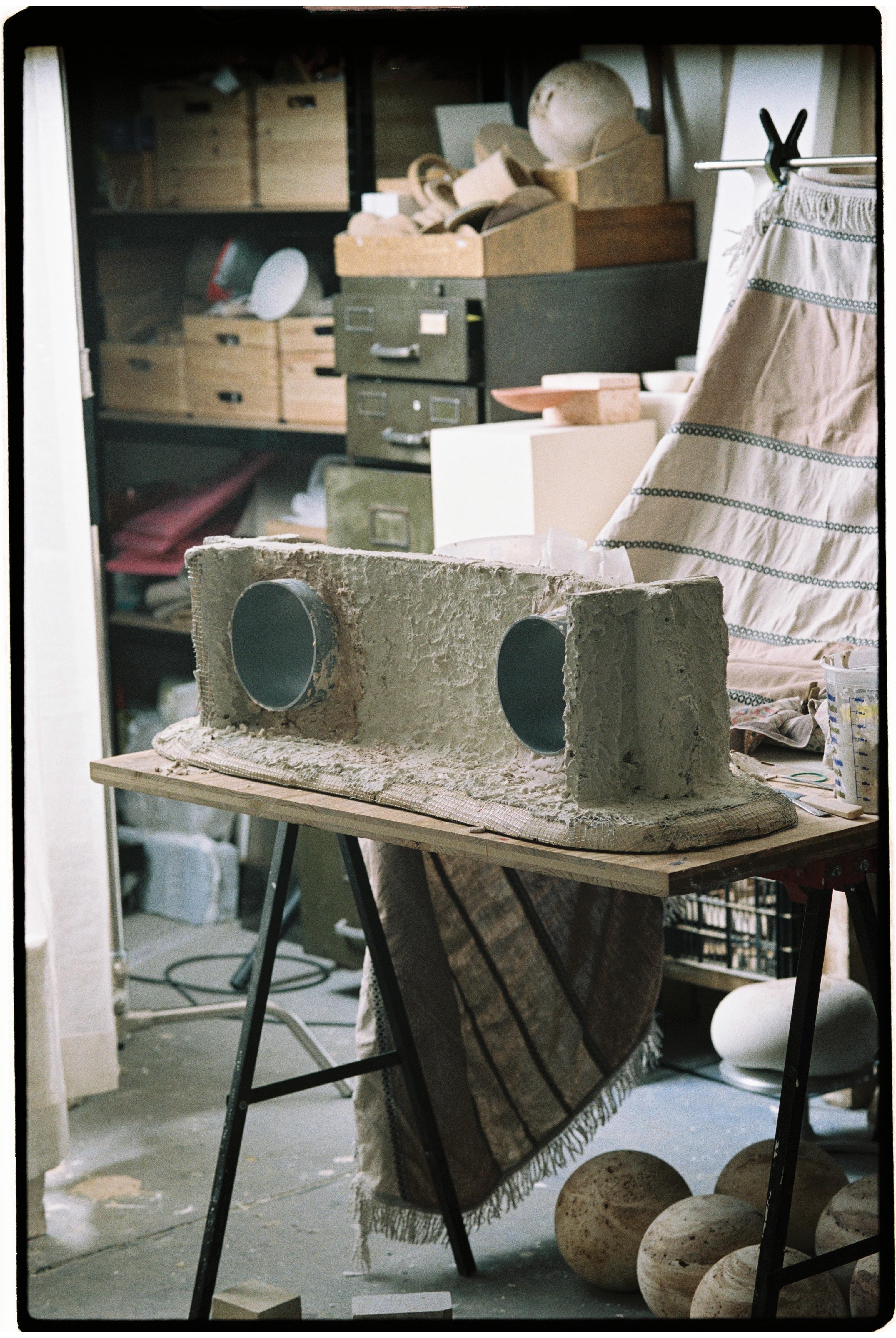 Masa 01 Tabouret bas long par Turbina en vente 8