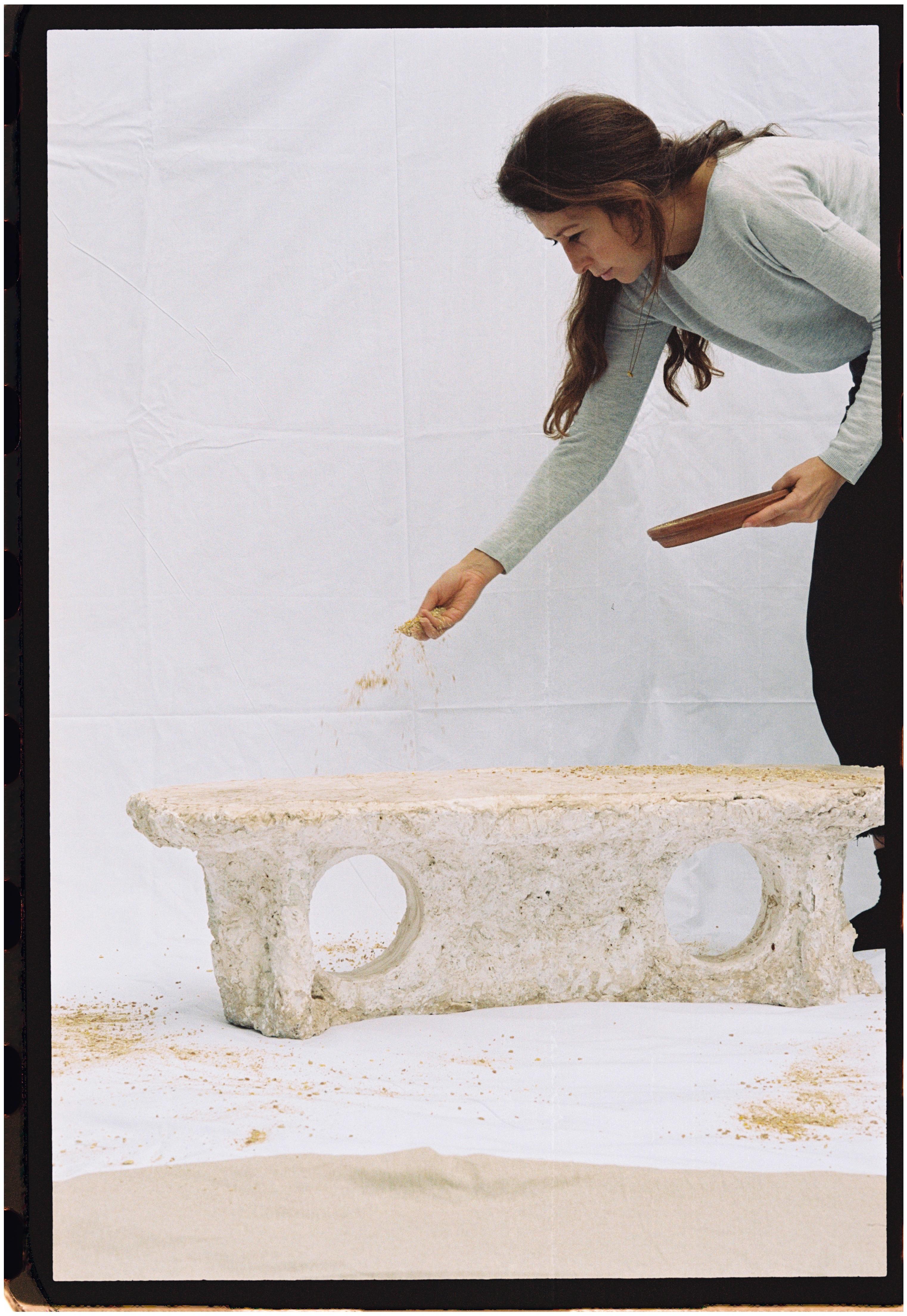 Masa 01 Tabouret bas long par Turbina en vente 2