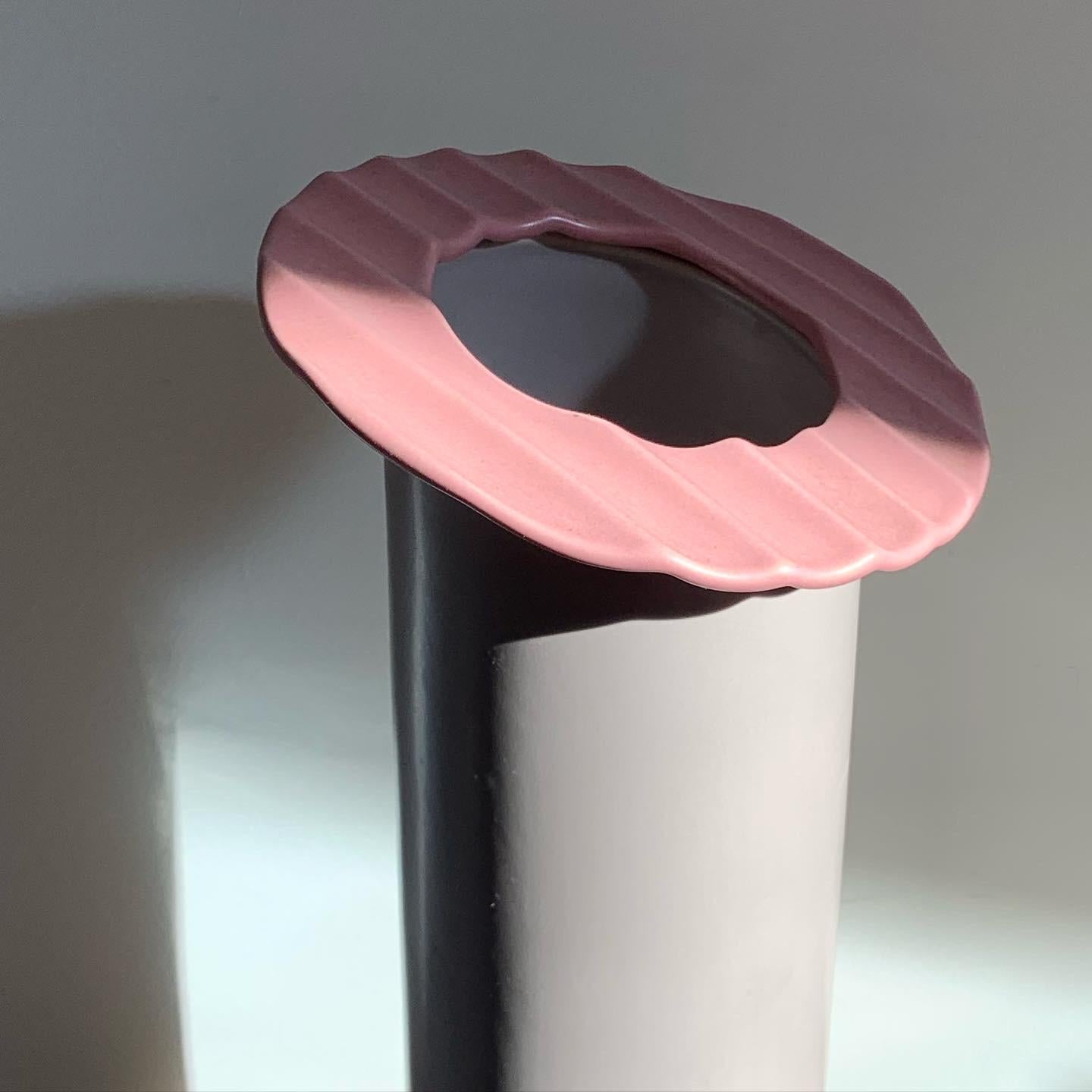 Glazed Masa Mami Pink Satin Glaze Memphis Style Squiggle Vase For Sale