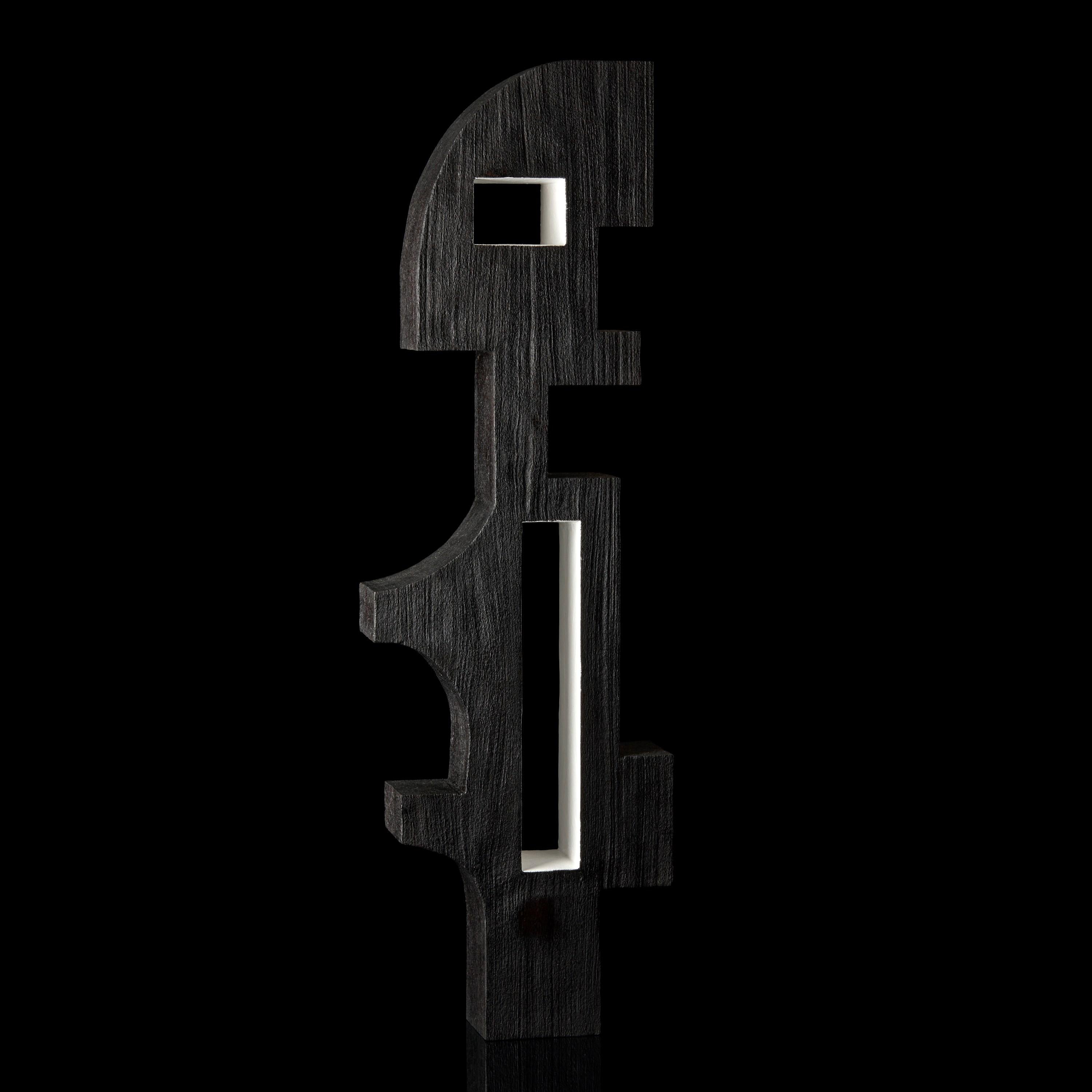 Masai 0,1, abstraktes figuratives Kunstwerk aus schwarz-weißem Sapele-Holz von Donald Baugh (21. Jahrhundert und zeitgenössisch) im Angebot