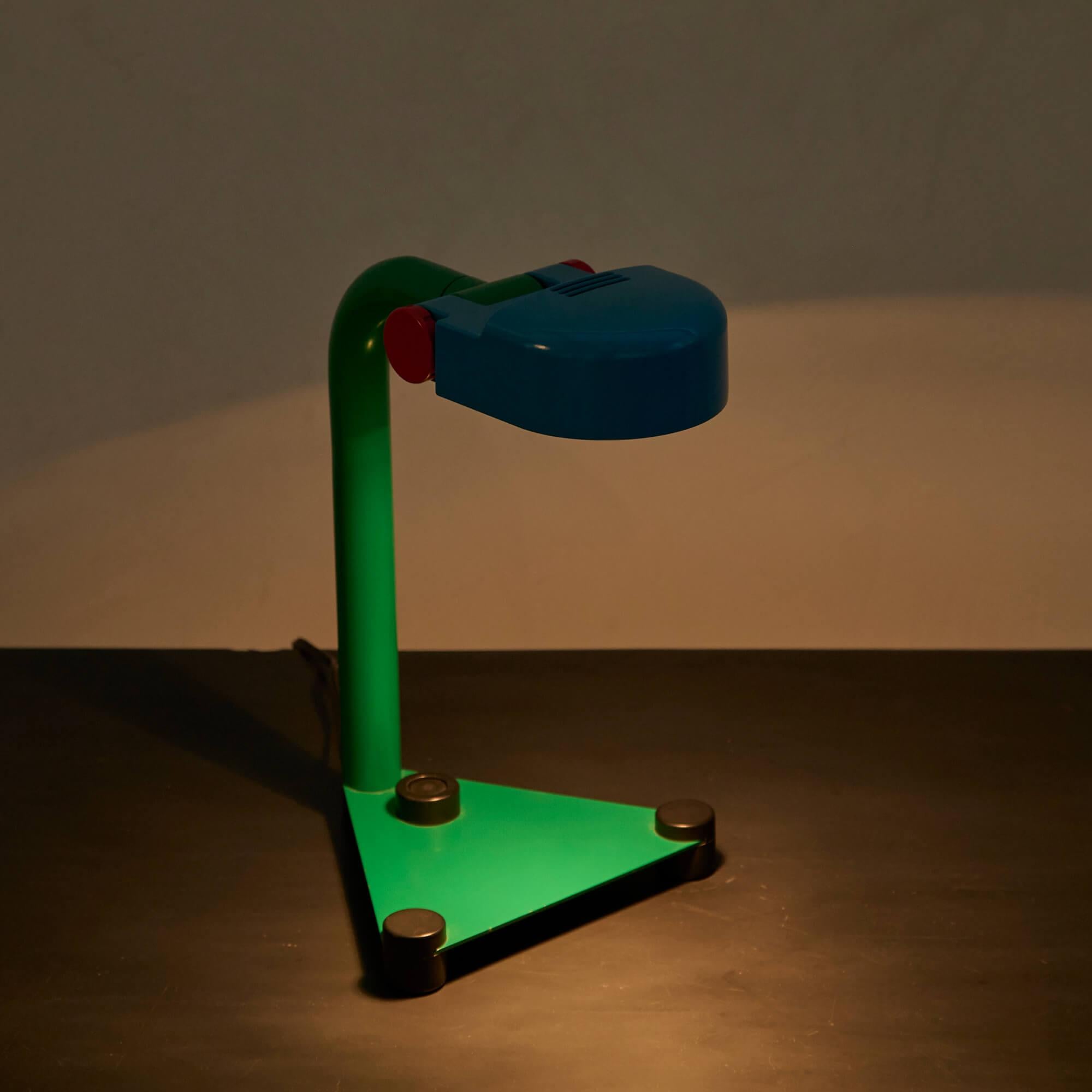 Masayaki Kurokawa im Zustand „Gut“ im Angebot in Long Island City, NY