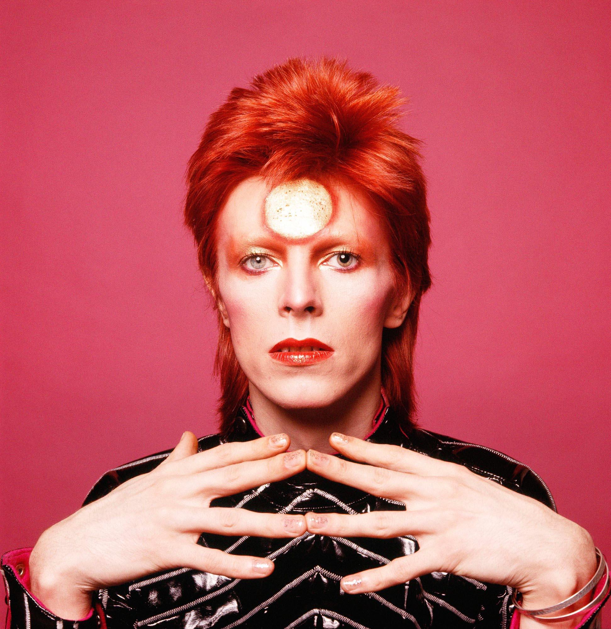 Masayoshi Sukita Color Photograph - David Bowie "Keep Your 'Lectric Eye" by Sukita