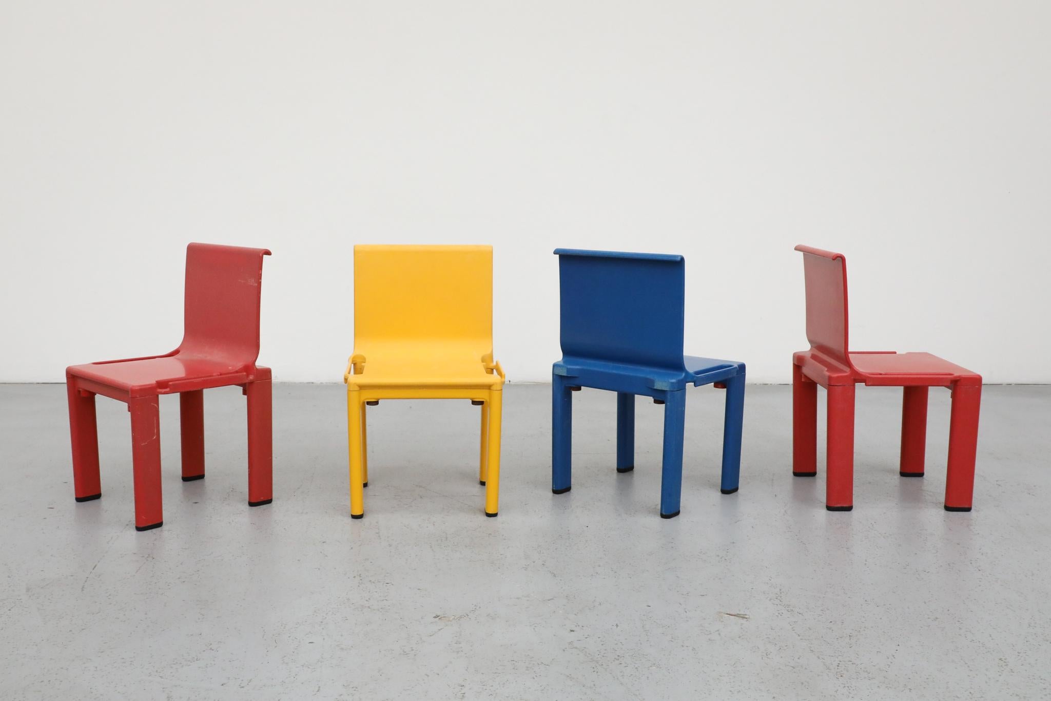 Un ensemble charmant et très fonctionnel de chaises pour enfants 